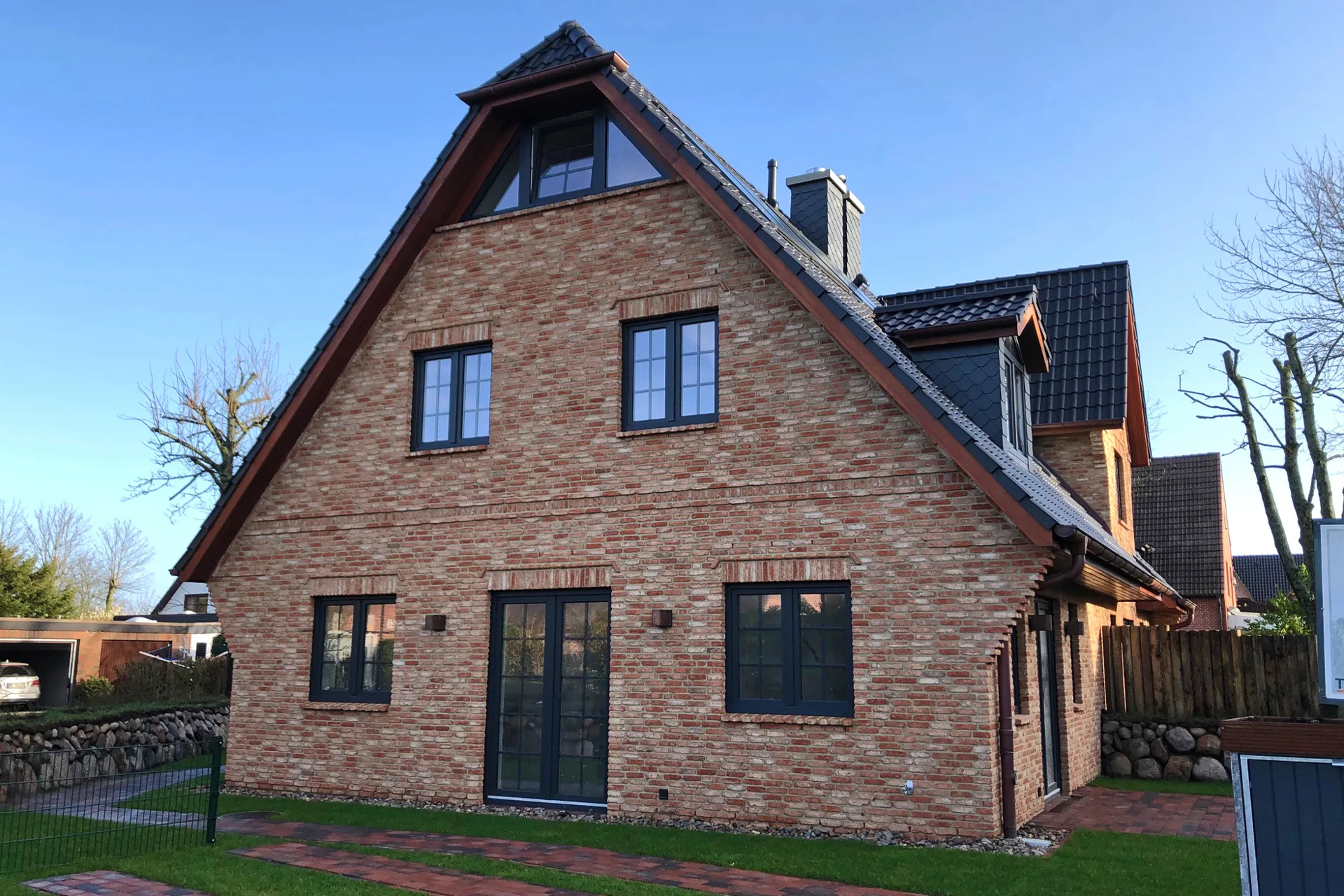 Bild - Neubau eines Doppelhauses mit einer Dauerwohnung an den Tinnumer Wiesen