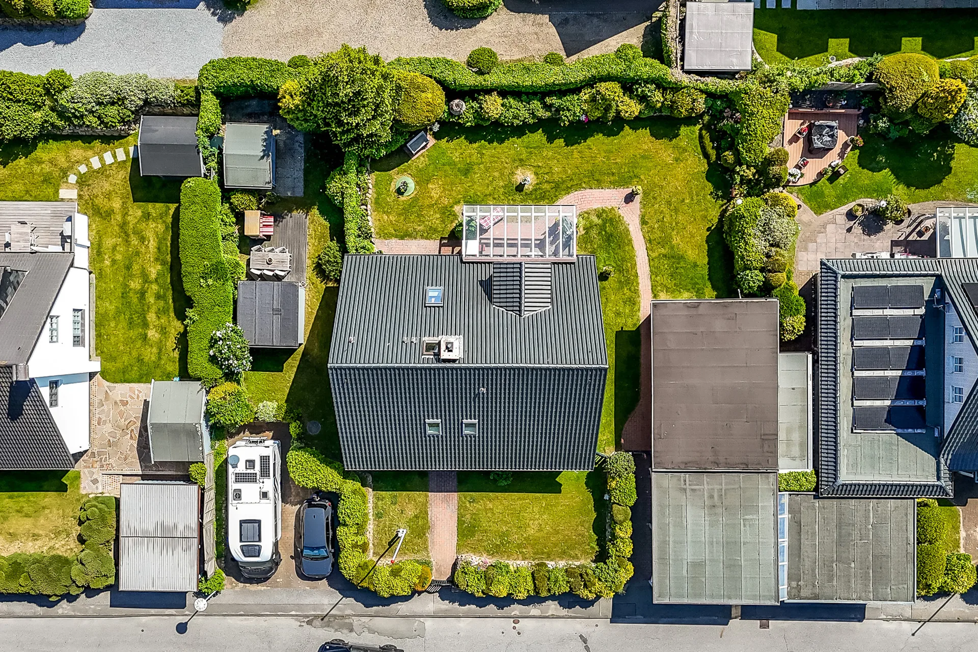Bild - Saniertes Einzelhaus mit schönem Garten
