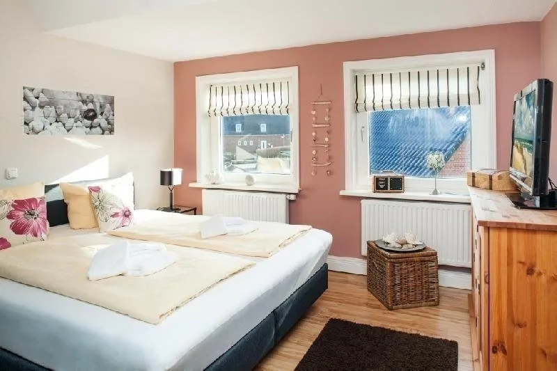 Bild - Doppelhaushälfte mit Dachterrasse und Garage nahe den Lister Dünen