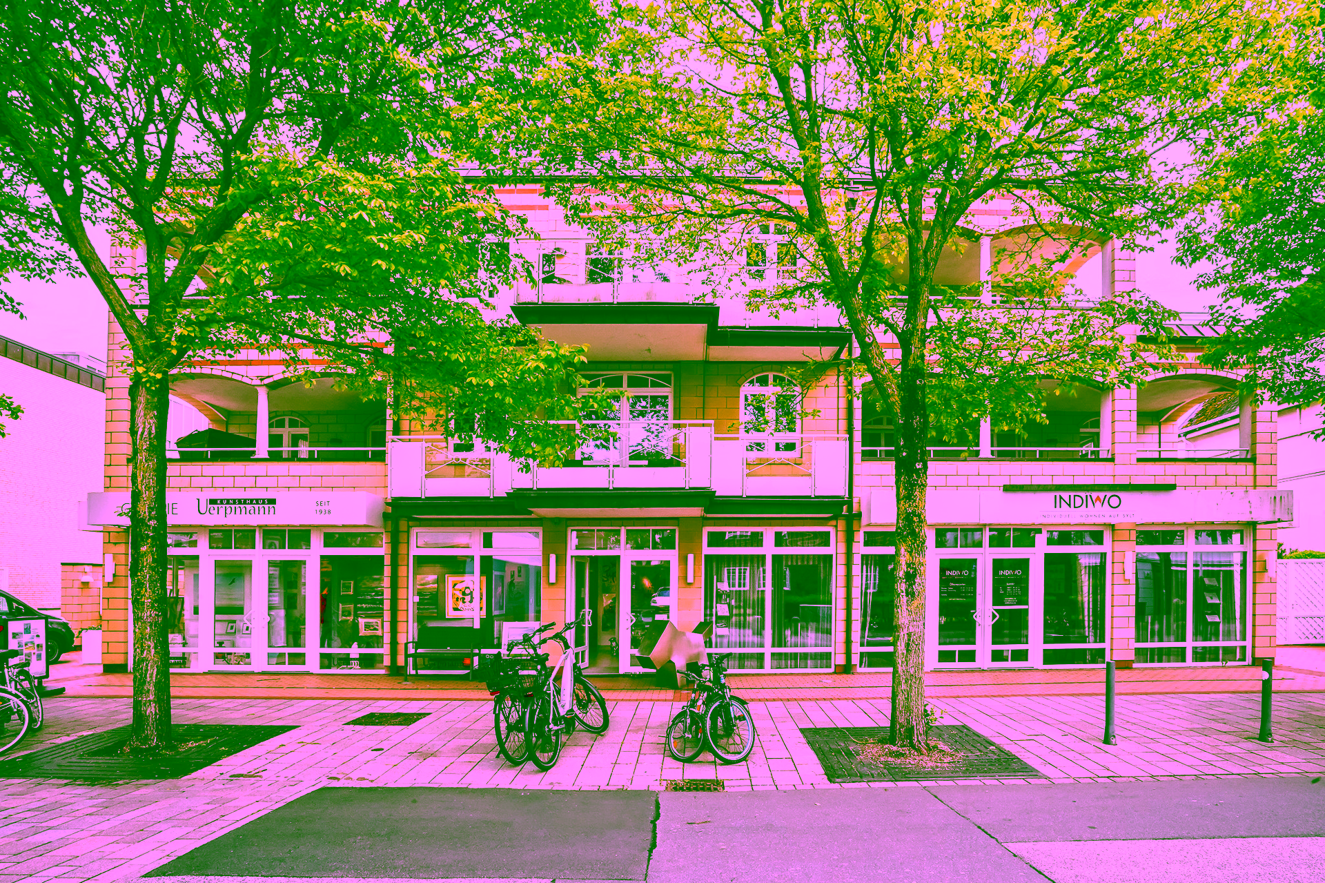 Charmante zwei Zimmer Wohnung im Herzen von Westerland mit Tiefgarage und Wellnessbereich - Bild (18030)