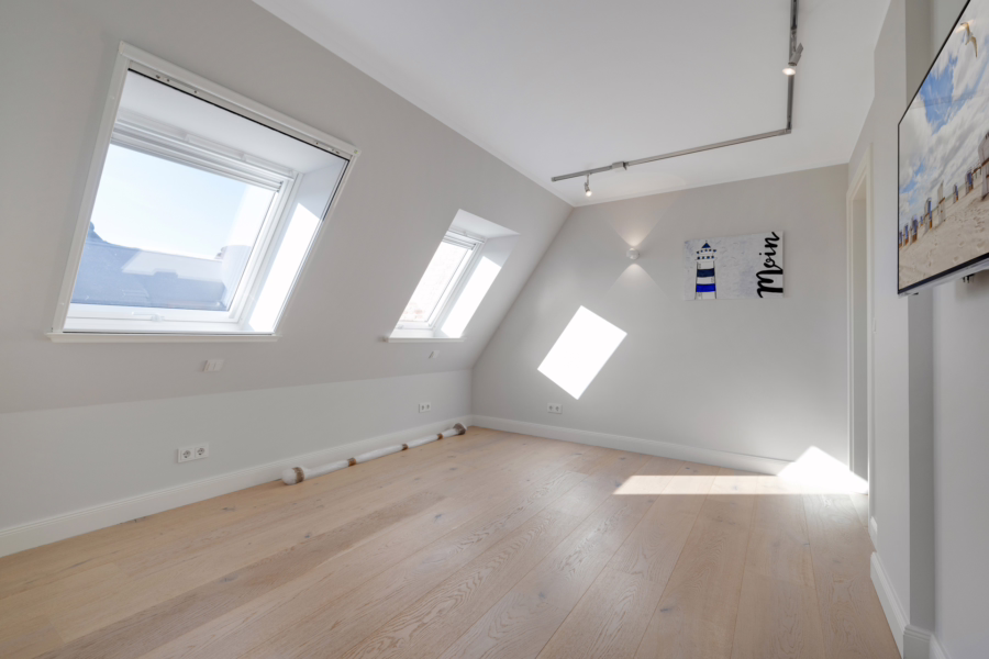 Bild - Schöne Haushälfte in ruhiger Lage von Wenningstedt