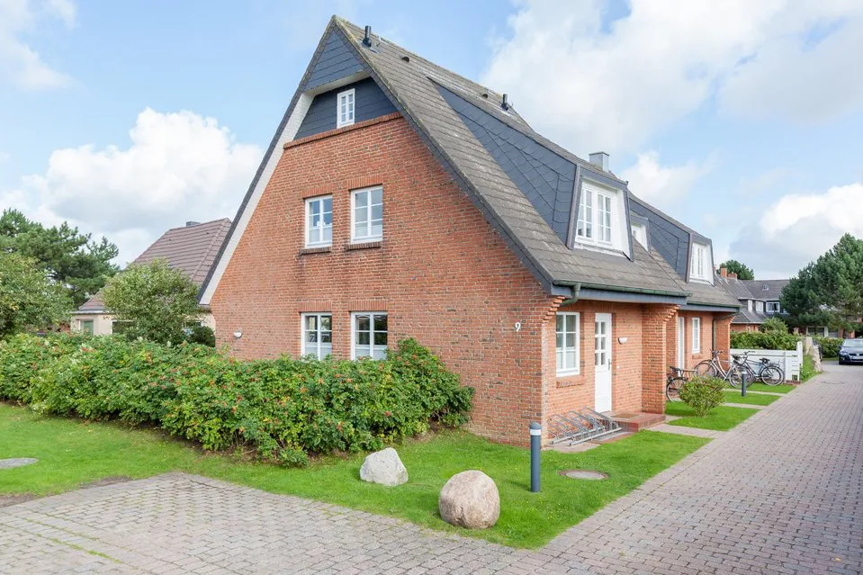 Bild - Ruhige 3-Zimmer-Wohnung am Dorfteich in Wenningstedt