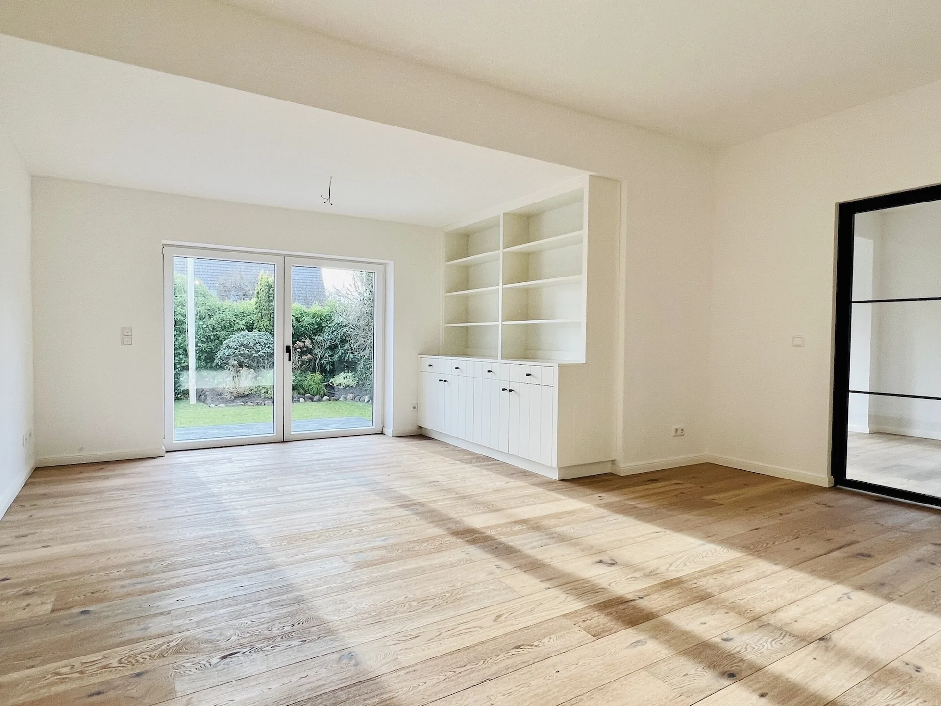 Bild - Sanierter Bungalow in ruhiger Lage im Stadtkern von Westerland