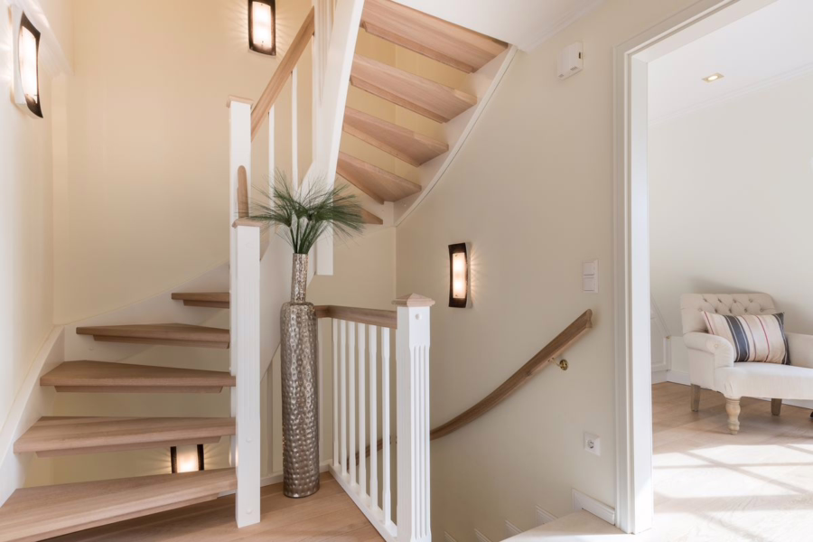 Bild - Schönes Mittelhausteil in der Nähe des Wenningstedter Dorfteiches