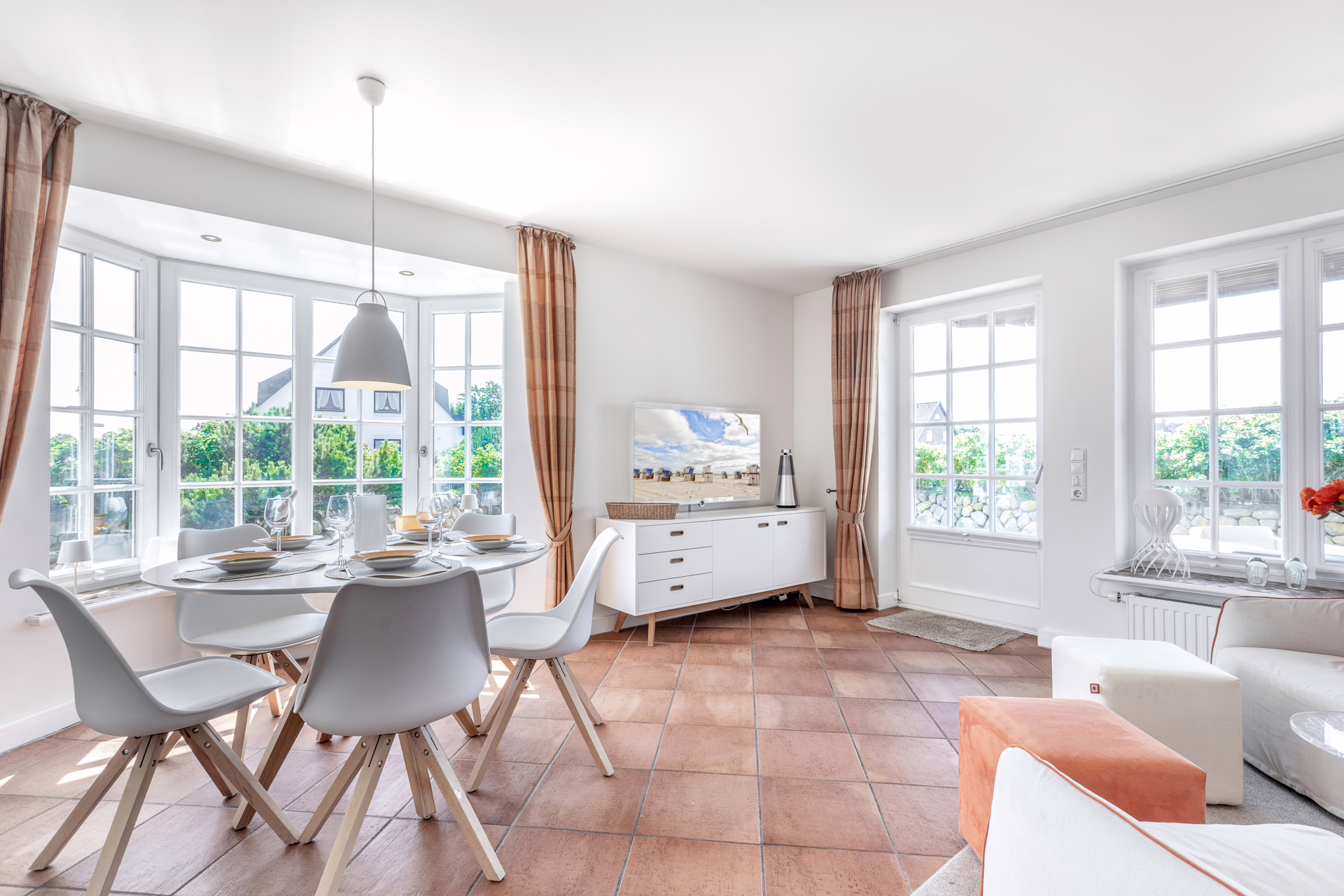 Bild - Großzügige Erdgeschoss Wohnung mit Südterrasse im Herzen von Wenningstedt