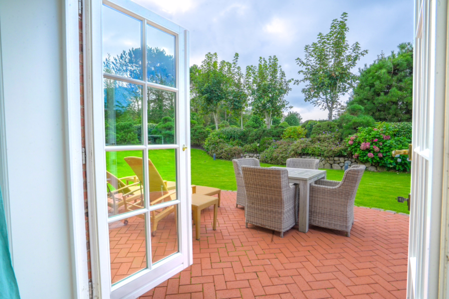 Bild - Schönes Domizil unter Reet in ruhiger Lage von Kampen