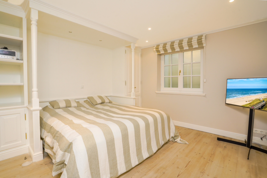 Bild - Schönes Domizil unter Reet in ruhiger Lage von Kampen