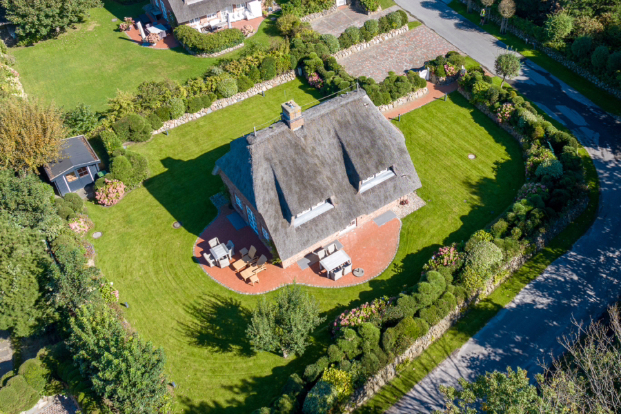 Bild - Schönes Domizil unter Reet in ruhiger Lage von Kampen