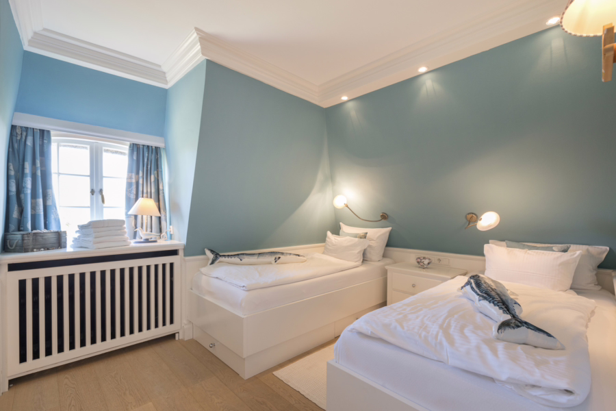 Bild - Endhaus unter Reet in begehrter Lage von Kampen