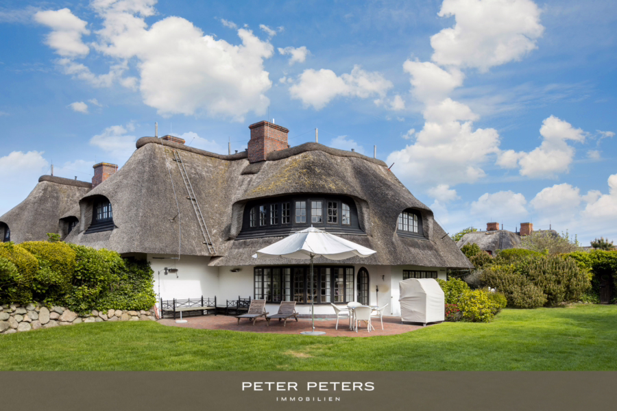 Titelbild - Endhaus unter Reet in begehrter Lage von Kampen