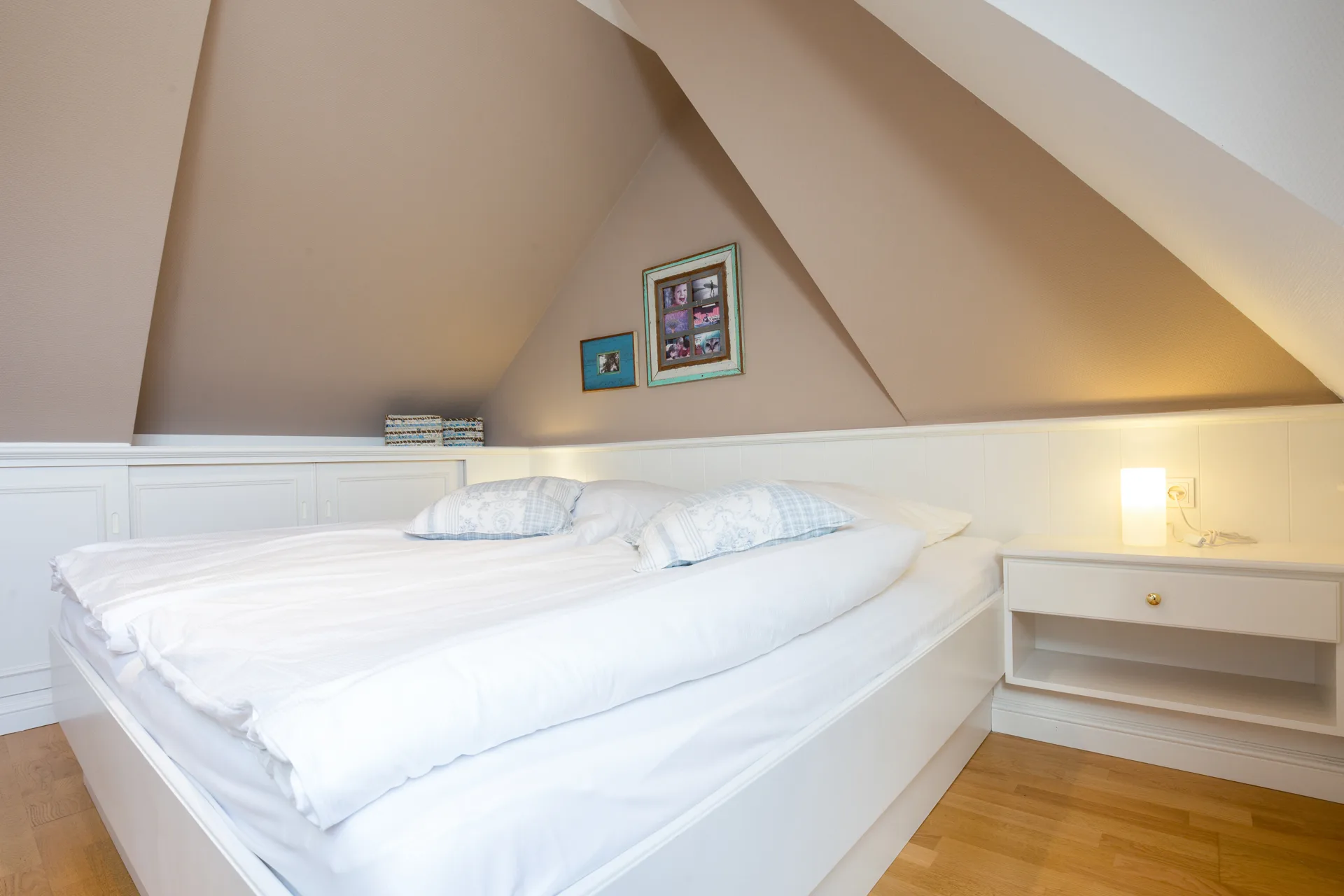 Bild - Charmante und helle Obergeschosswohnung mit Balkon in zentraler Lage von Wenningstedt