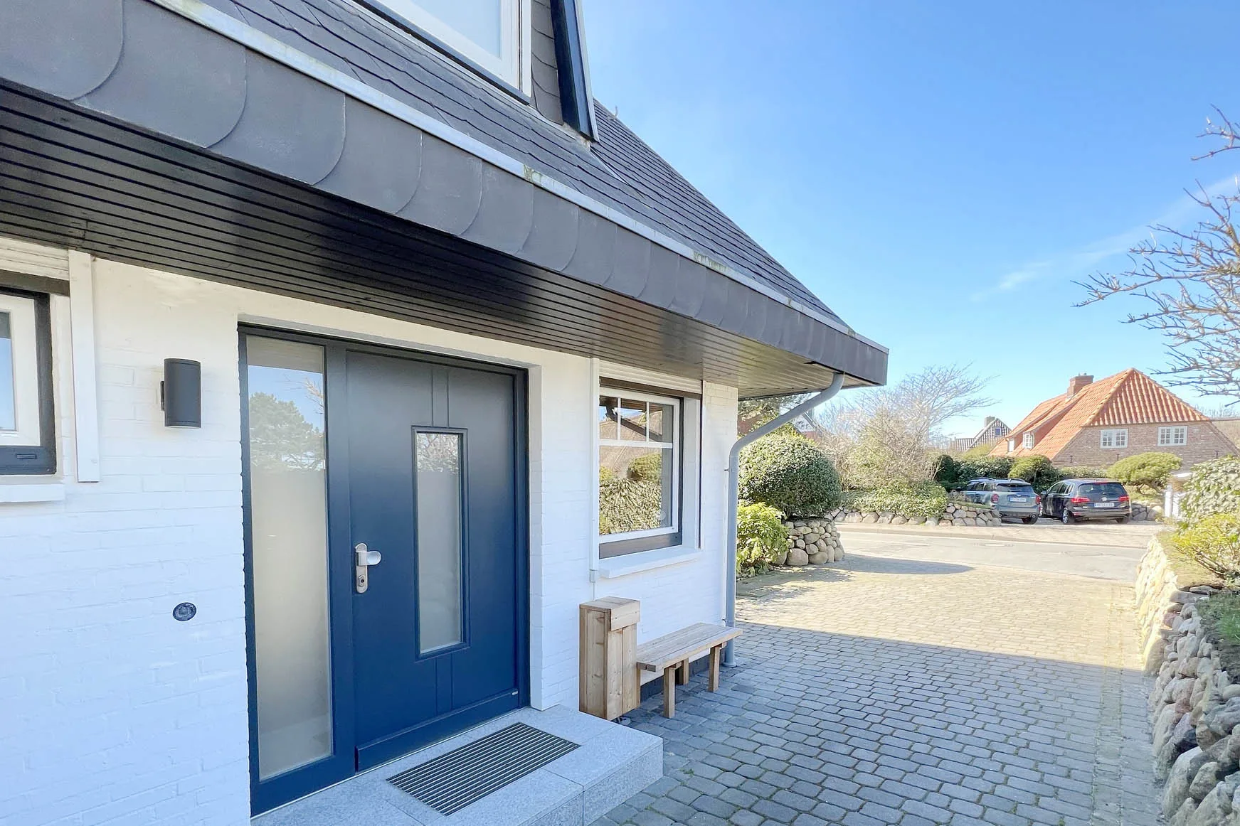 Bild - Moderne Haushälfte in Alt Westerland