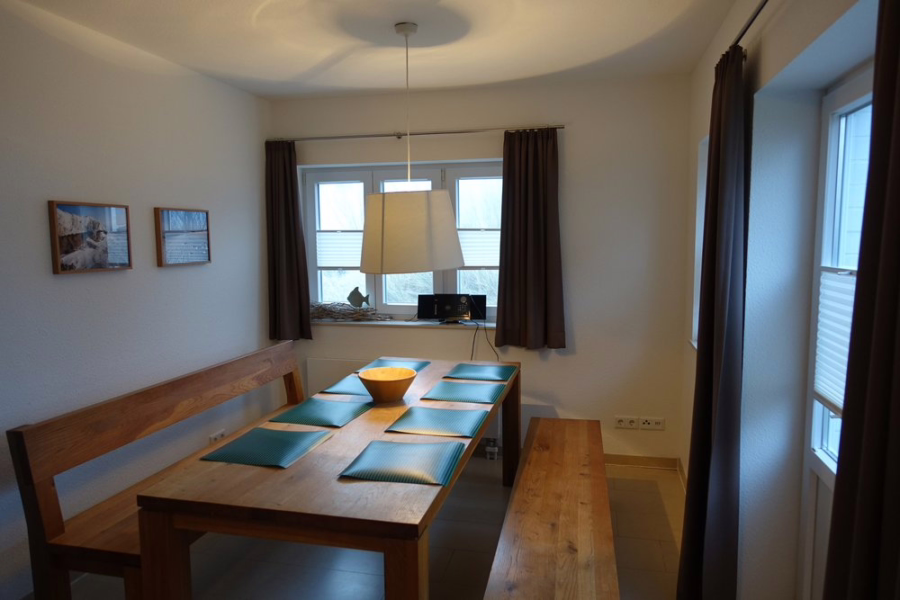 DSC01419 - Geschmackvolle Haushälfte mit Blick auf den Leuchtturm im Herzen von Hörnum (Dauerwohnraum)