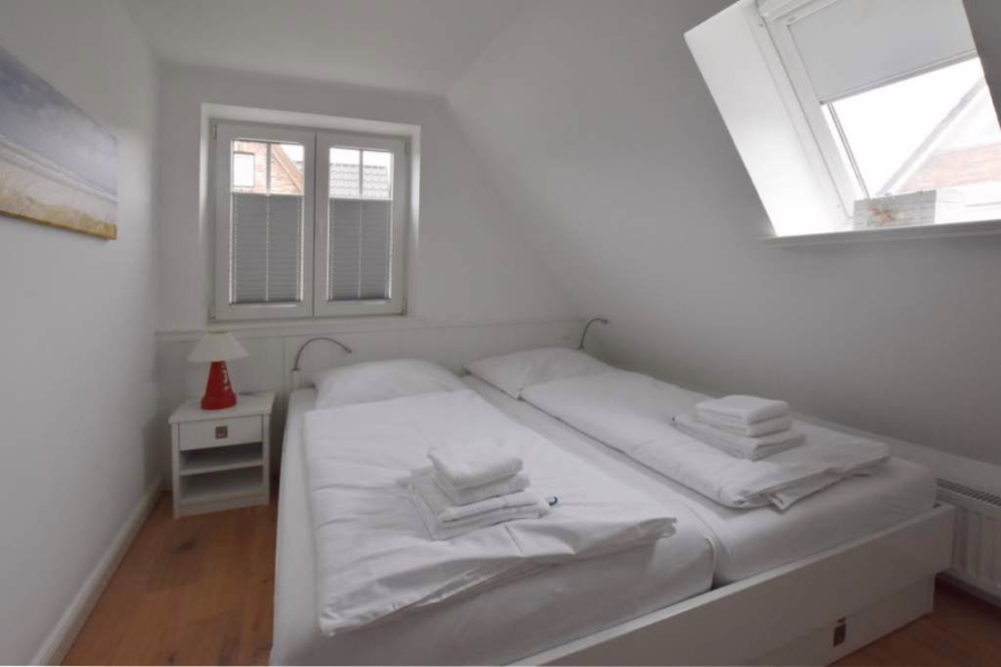 Bild - Strandnahes Einzelhaus in ruhiger Lage von Westerland -Dauerwohnraum-