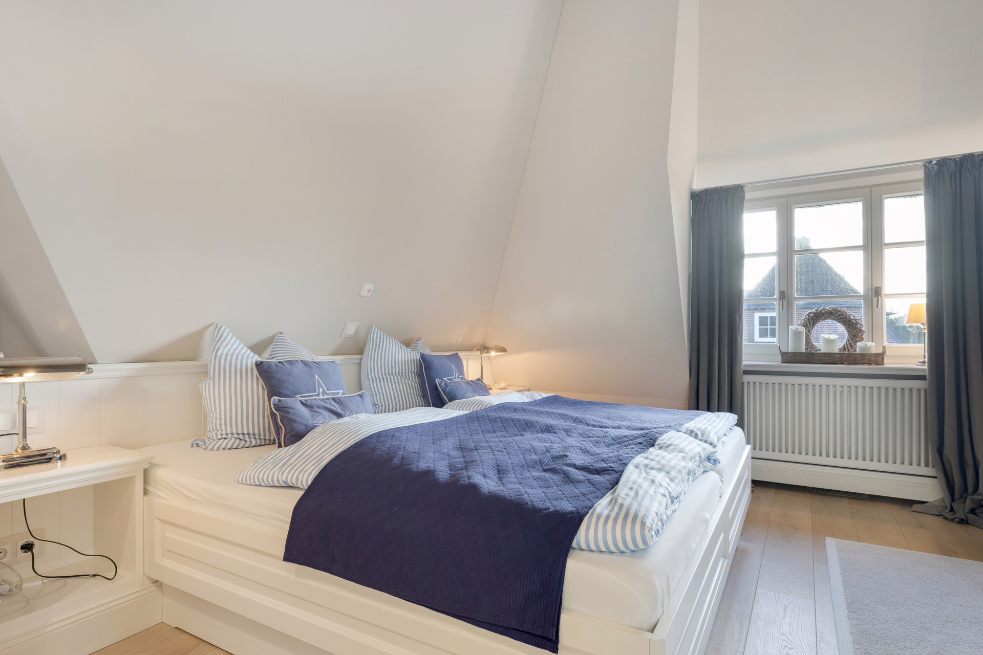 Bild - Luxuriöses Einzelhaus mit Blick auf das Wattenmeer