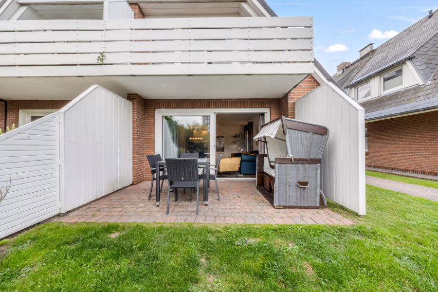 Bild - Doppelhaushälfte mit zwei Wohnungen in zentraler Lage von Westerland