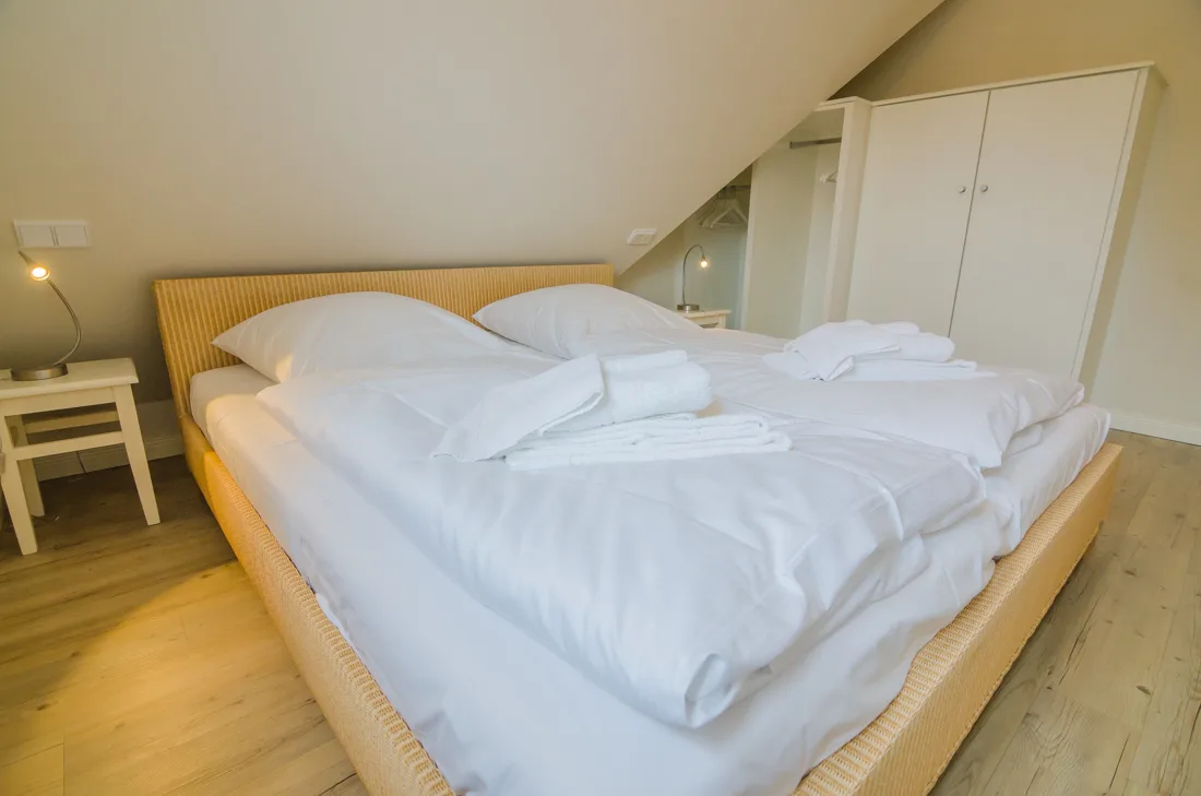 Bild - Großzügige Dachgeschosswohnung in stadt- und strandnaher Lage von Westerland