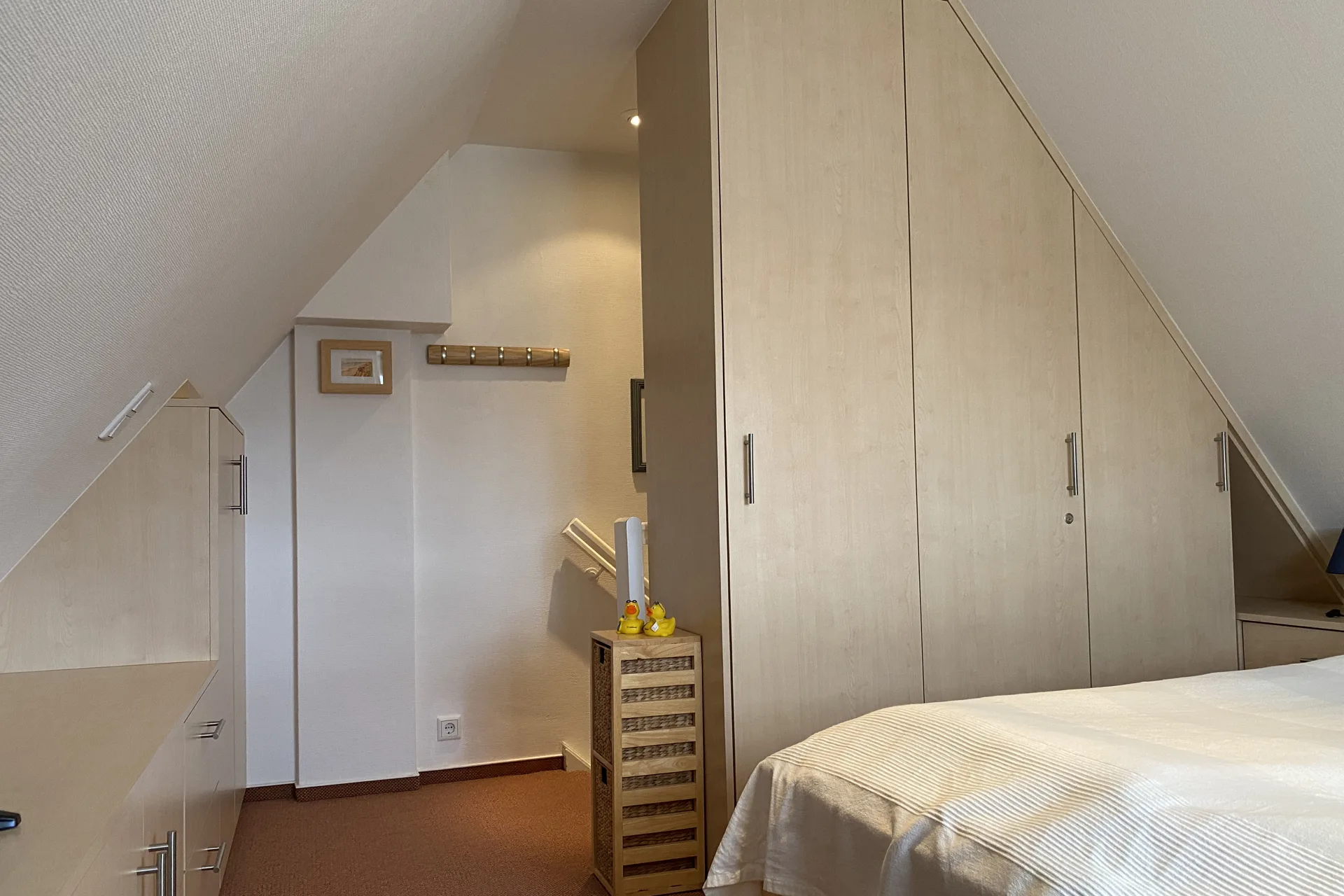 SZ3 - Helle, gepflegte 2-Zimmer-Dachgeschosswohnung in Wenningstedt