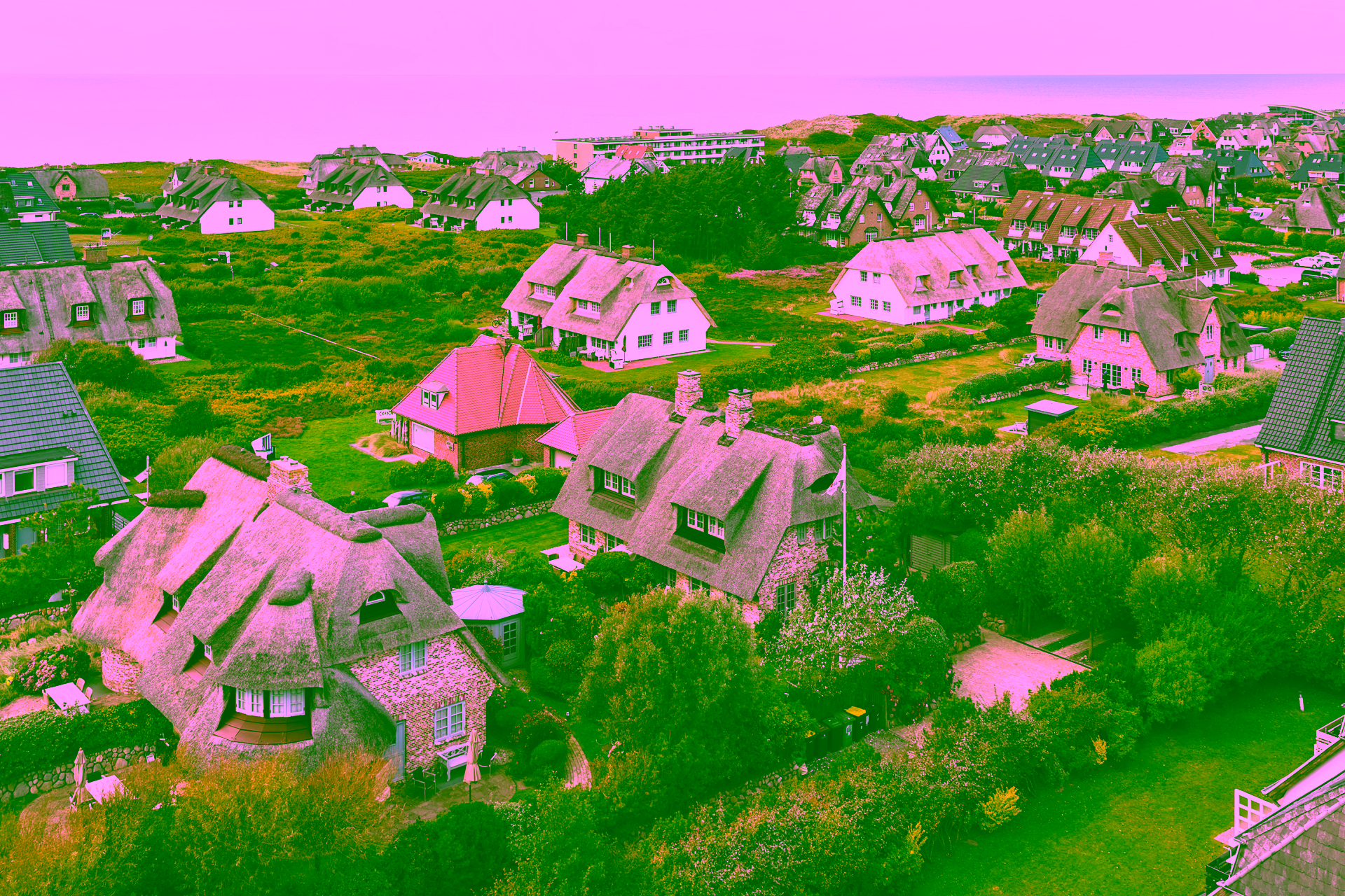 Charmante reetgedeckte Ferienhaushälfte in toller Lage von Wenningstedt - Bild (18478)