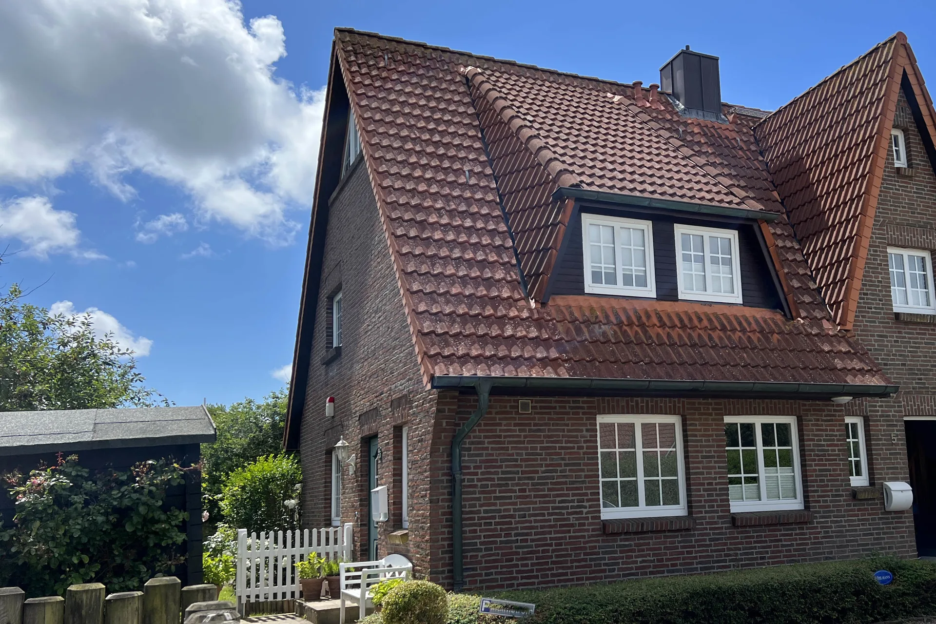 3 - Helle, moderne 3-Zimmer-Wohnung mit Süd-Westloggia in Munkmarsch