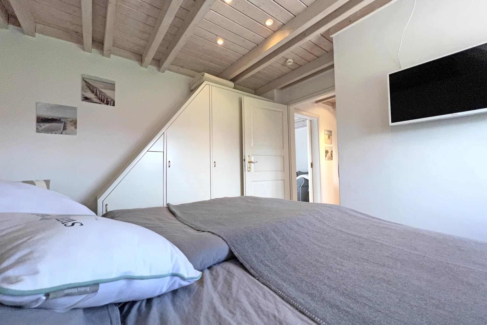10 - Helle, moderne 3-Zimmer-Wohnung mit Süd-Westloggia in Munkmarsch