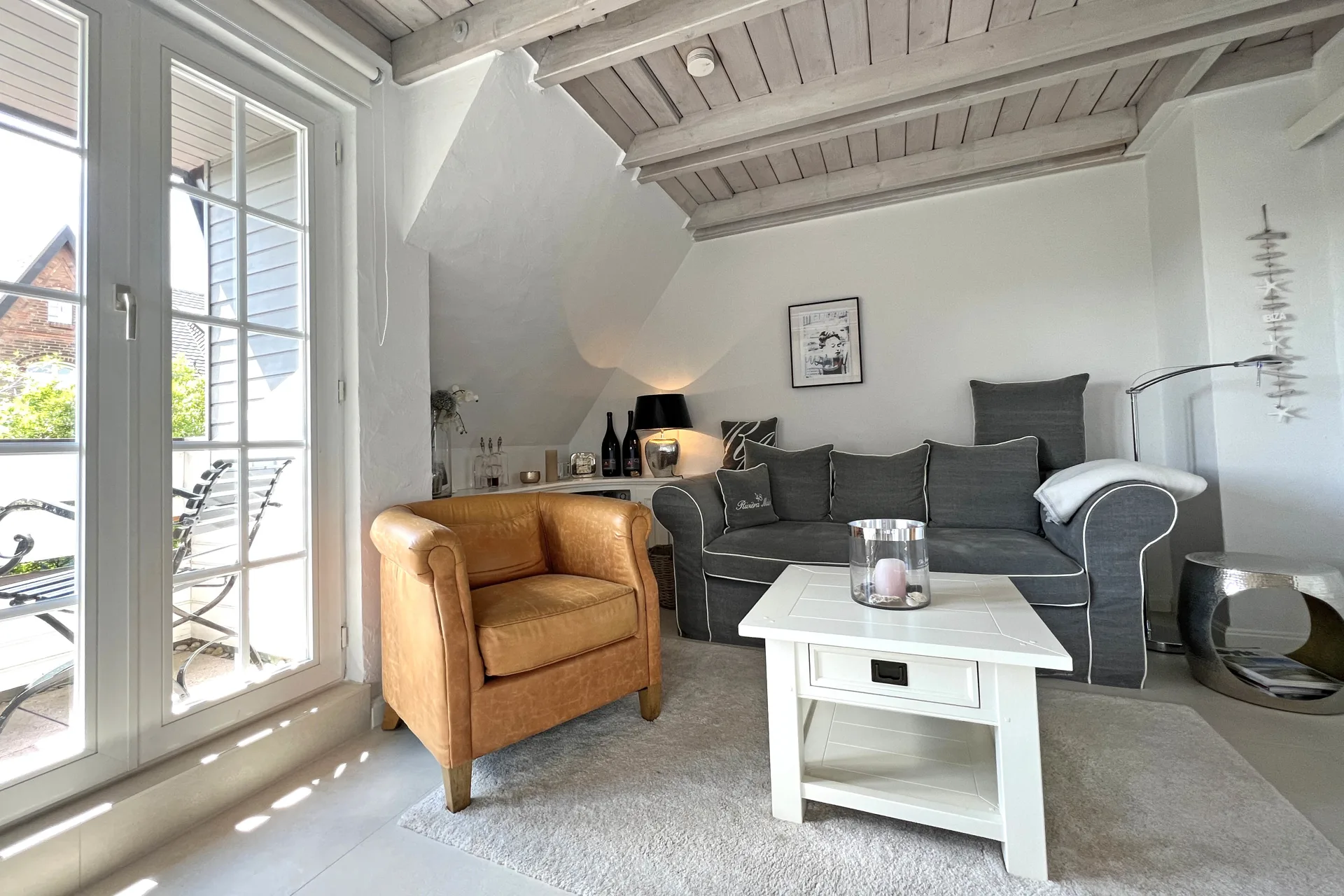 7 - Helle, moderne 3-Zimmer-Wohnung mit Süd-Westloggia in Munkmarsch
