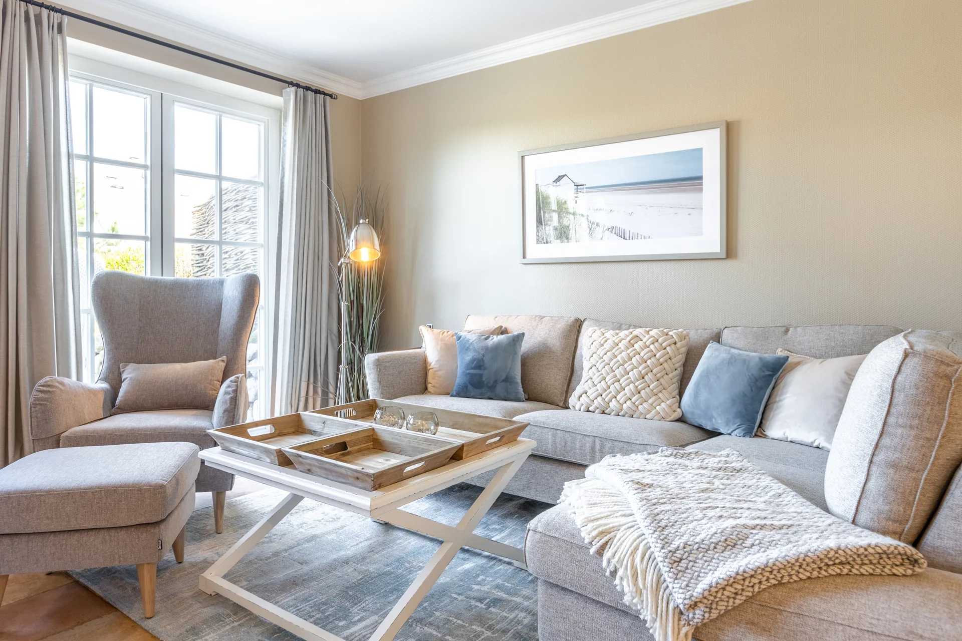 Bild - Hochwertige Erdgeschosswohnung mit sonniger Terrasse in strandnaher Lage von Westerland