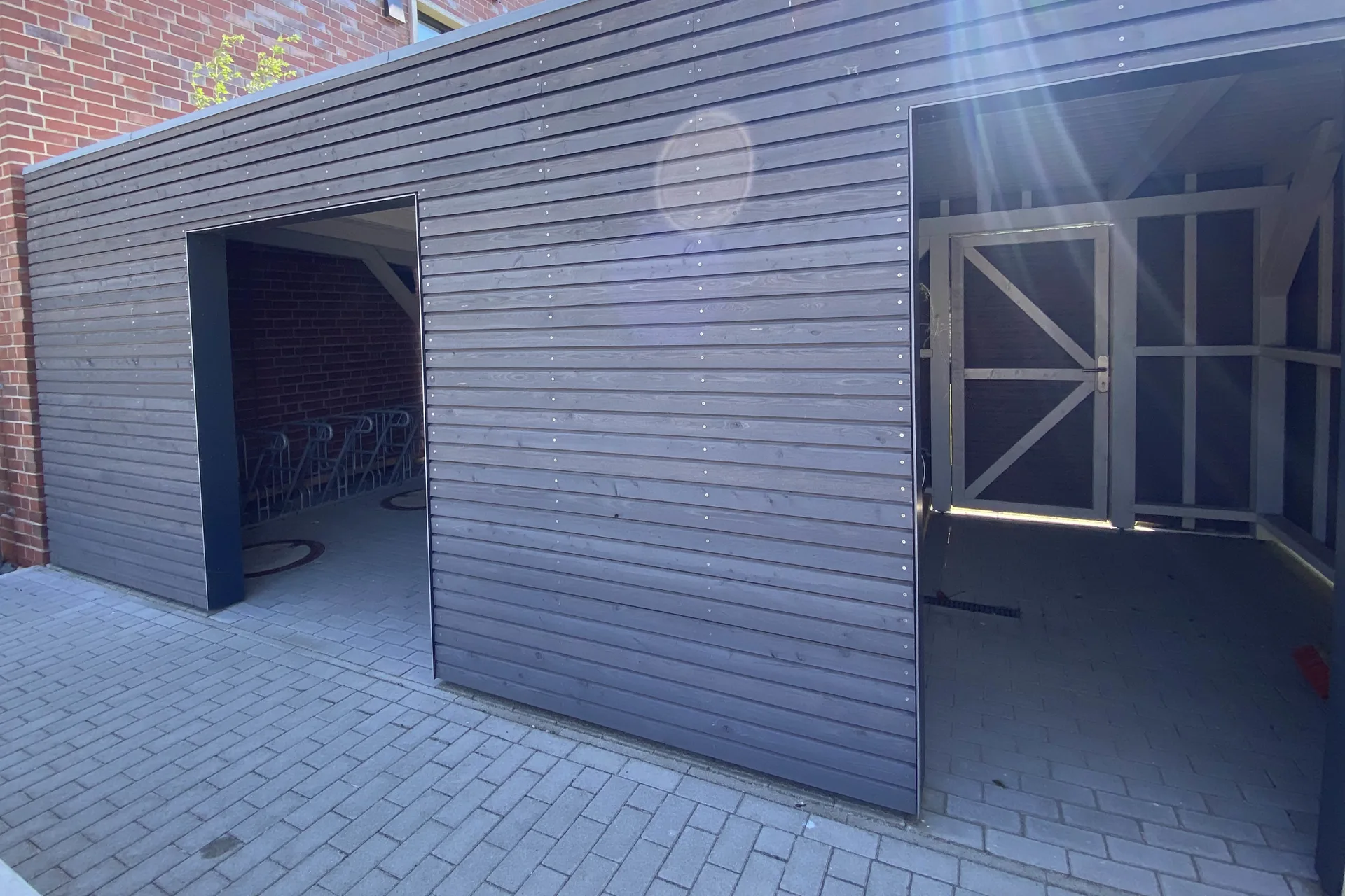 Bild - Stylische und exklusive Galeriewohnung mit Sauna, PKW-Stellplatz und Fahrstuhl in List