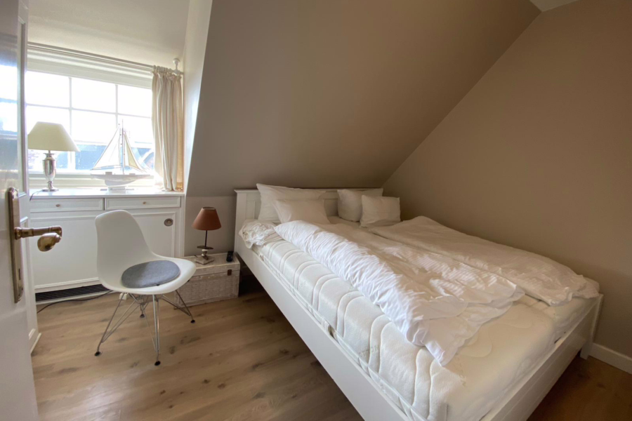 SZo - Reetgedecktes Hausteil in zurückgezogener Lage von Kampen