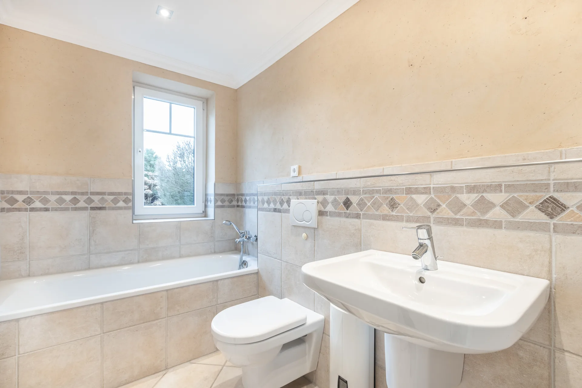 Bild - Ferienwohnung mit Süd-West Terrasse und zwei Bädern