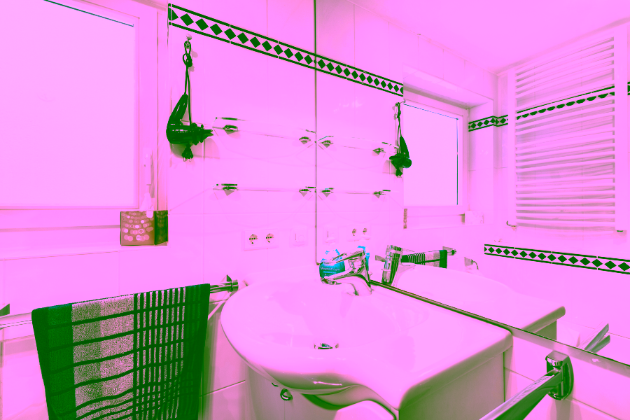 Bild - Reetgedecktes Hausteil zwischen beiden Meeren in Kampen