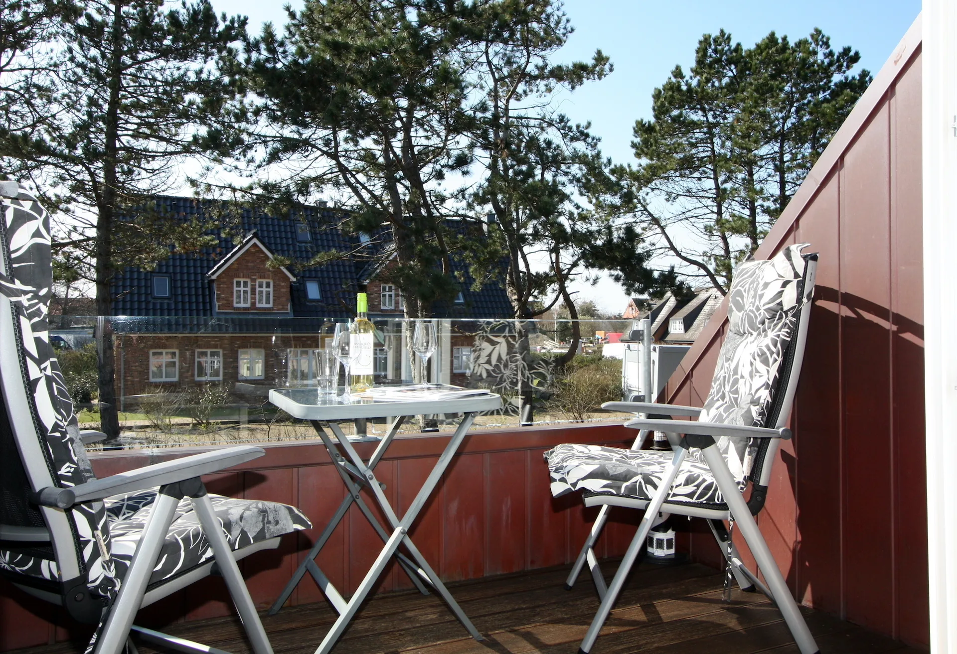 Bild - Moderne Obergeschosswohnung mit Balkon in Wenningstedt