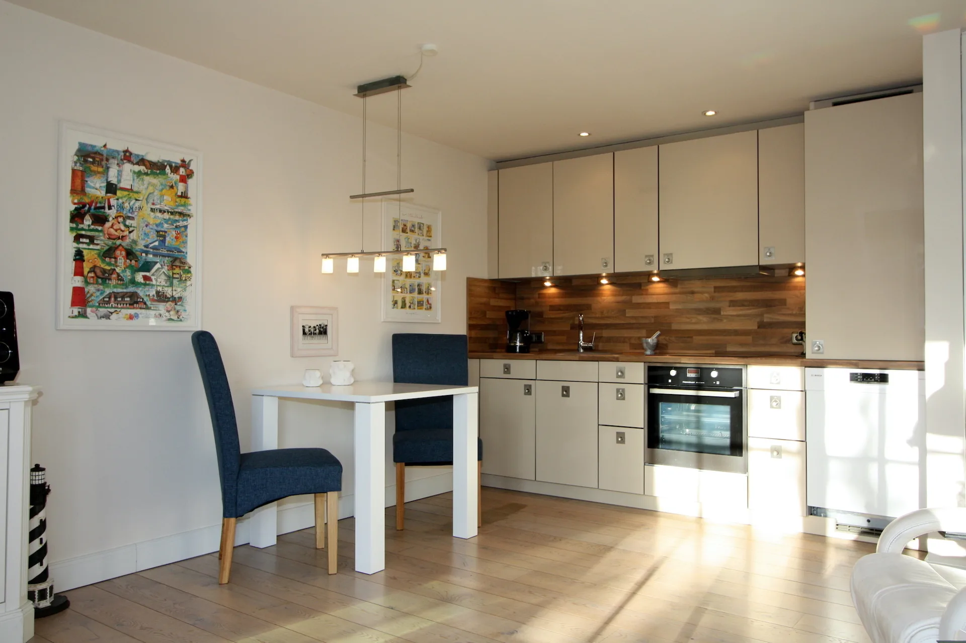 Bild - Moderne Obergeschosswohnung mit Balkon in Wenningstedt