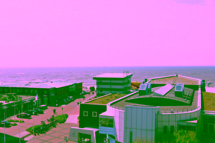 Bild - Zentrale zwei Zimmerwohnung mit herrlichem Meerblick in strandnaher Lage