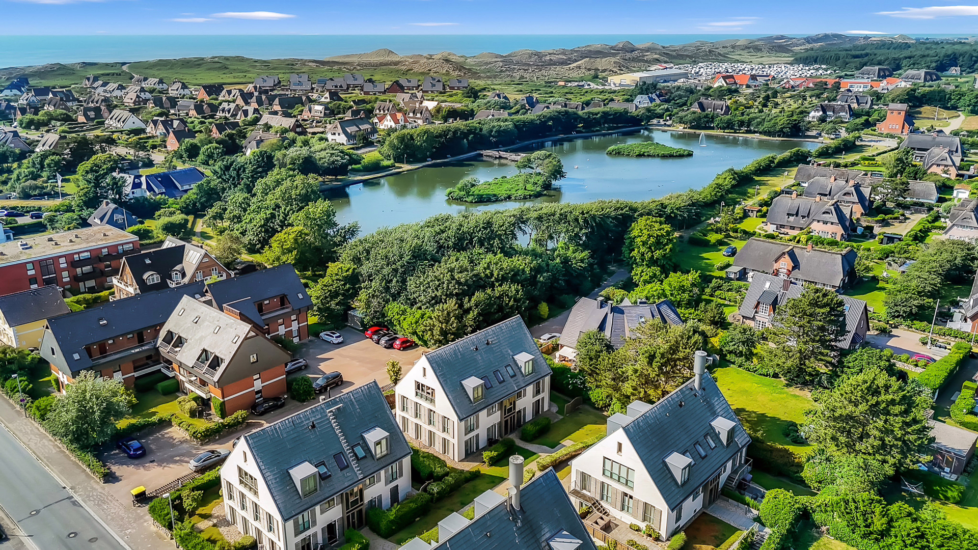 Sehr schön gelegene und genehmigte Ferienwohnung am Wenningstedter Dorfteich auf einer Ebene - Bild (76671)