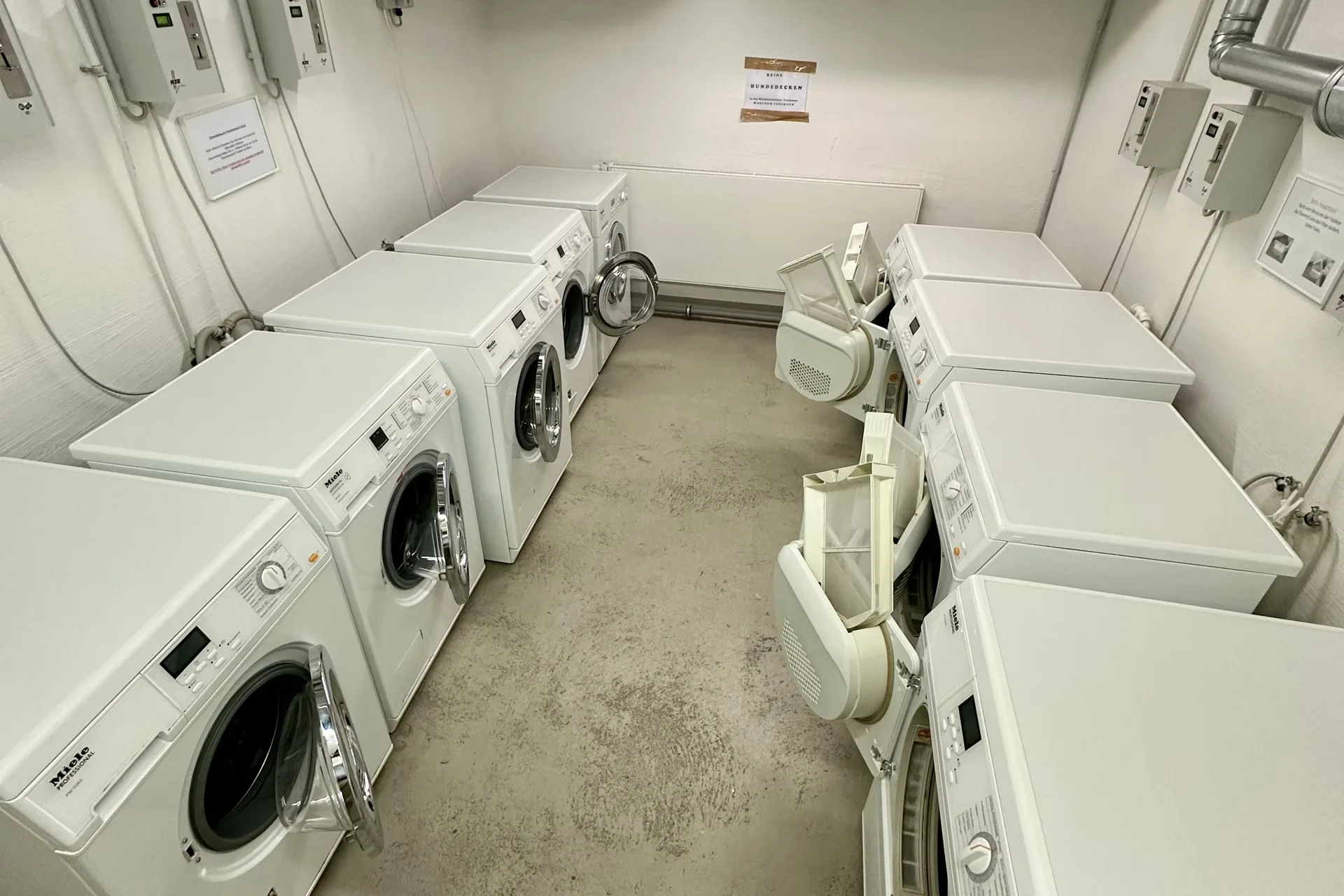 Bild - Sehr schön gelegene und genehmigte Ferienwohnung am Wenningstedter Dorfteich auf einer Ebene