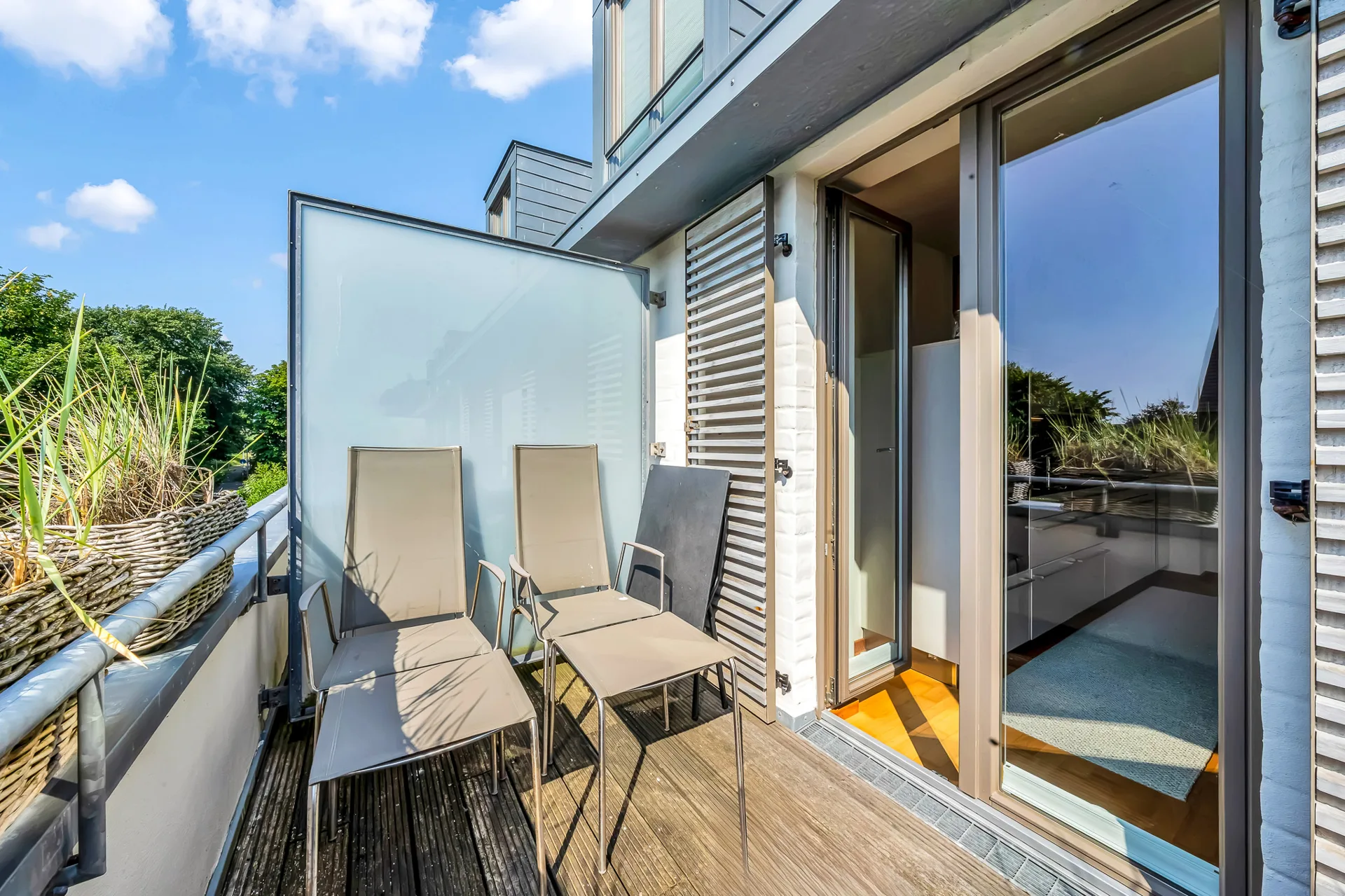Bild - Sehr schön gelegene und genehmigte Ferienwohnung am Wenningstedter Dorfteich auf einer Ebene