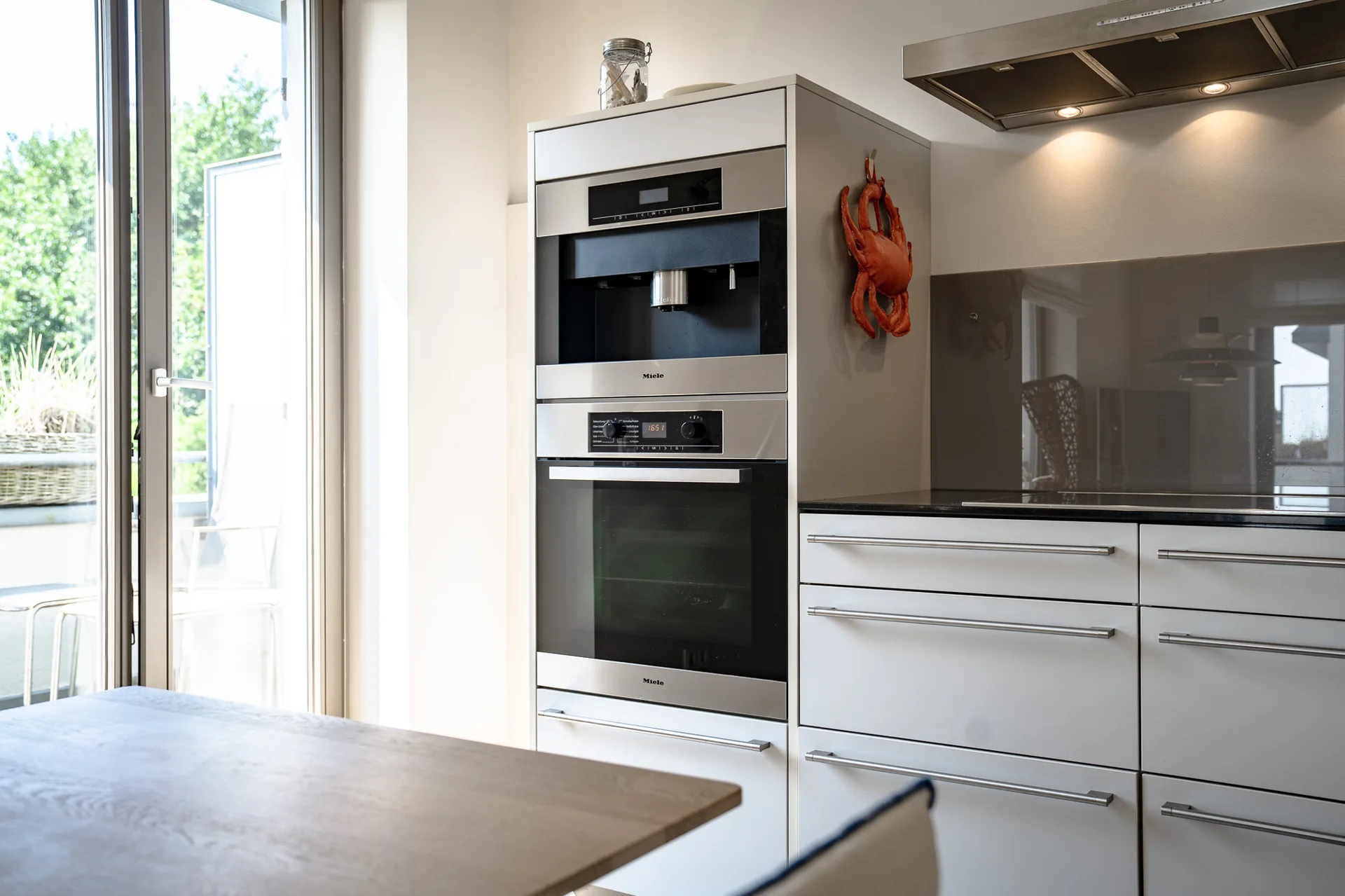 Bild - Sehr schön gelegene und genehmigte Ferienwohnung am Wenningstedter Dorfteich auf einer Ebene