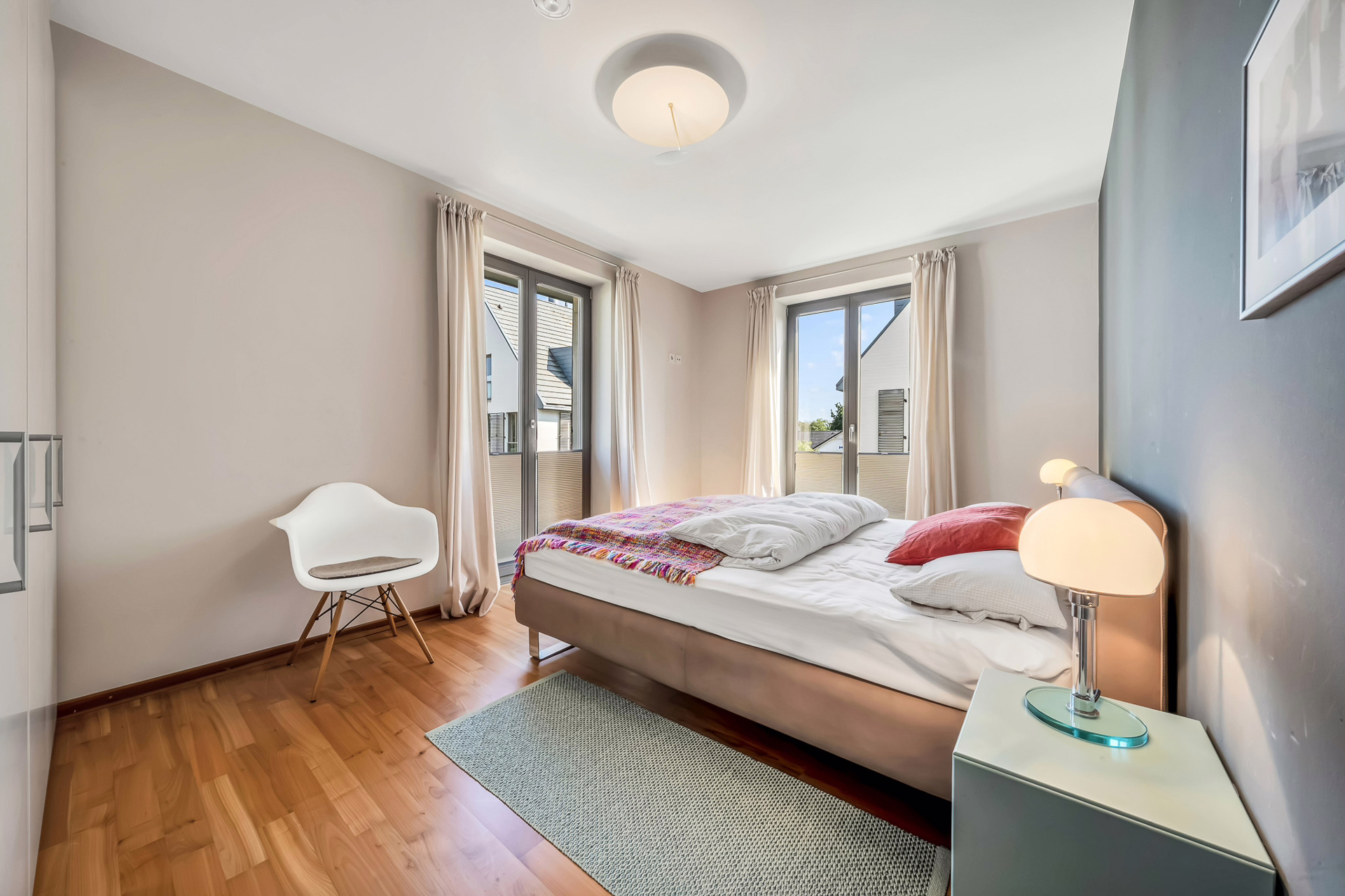 Bild - Sehr schön gelegene und genehmigte Ferienwohnung am Wenningstedter Dorfteich auf einer Ebene