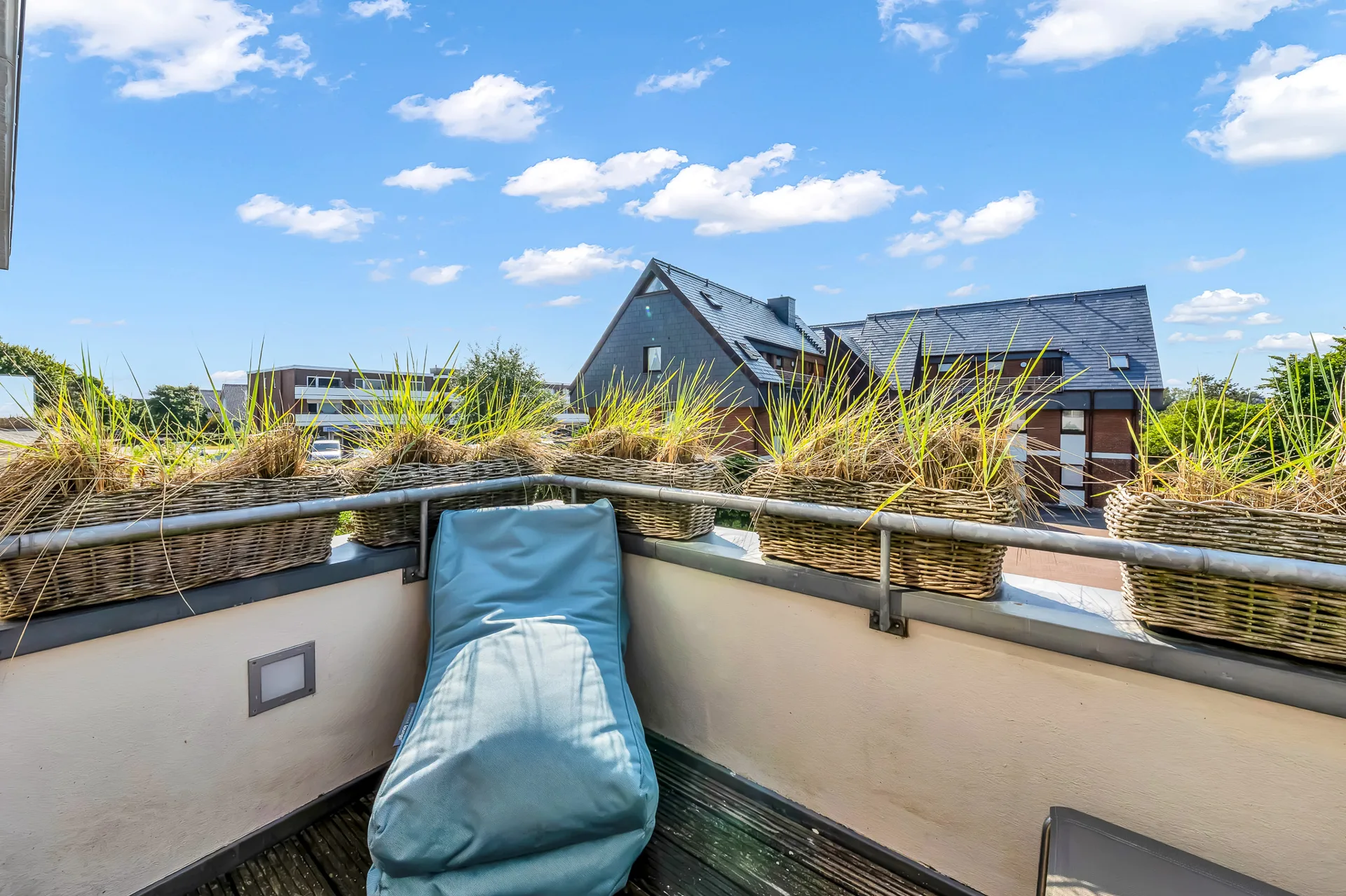 Bild - Sehr schön gelegene und genehmigte Ferienwohnung am Wenningstedter Dorfteich auf einer Ebene