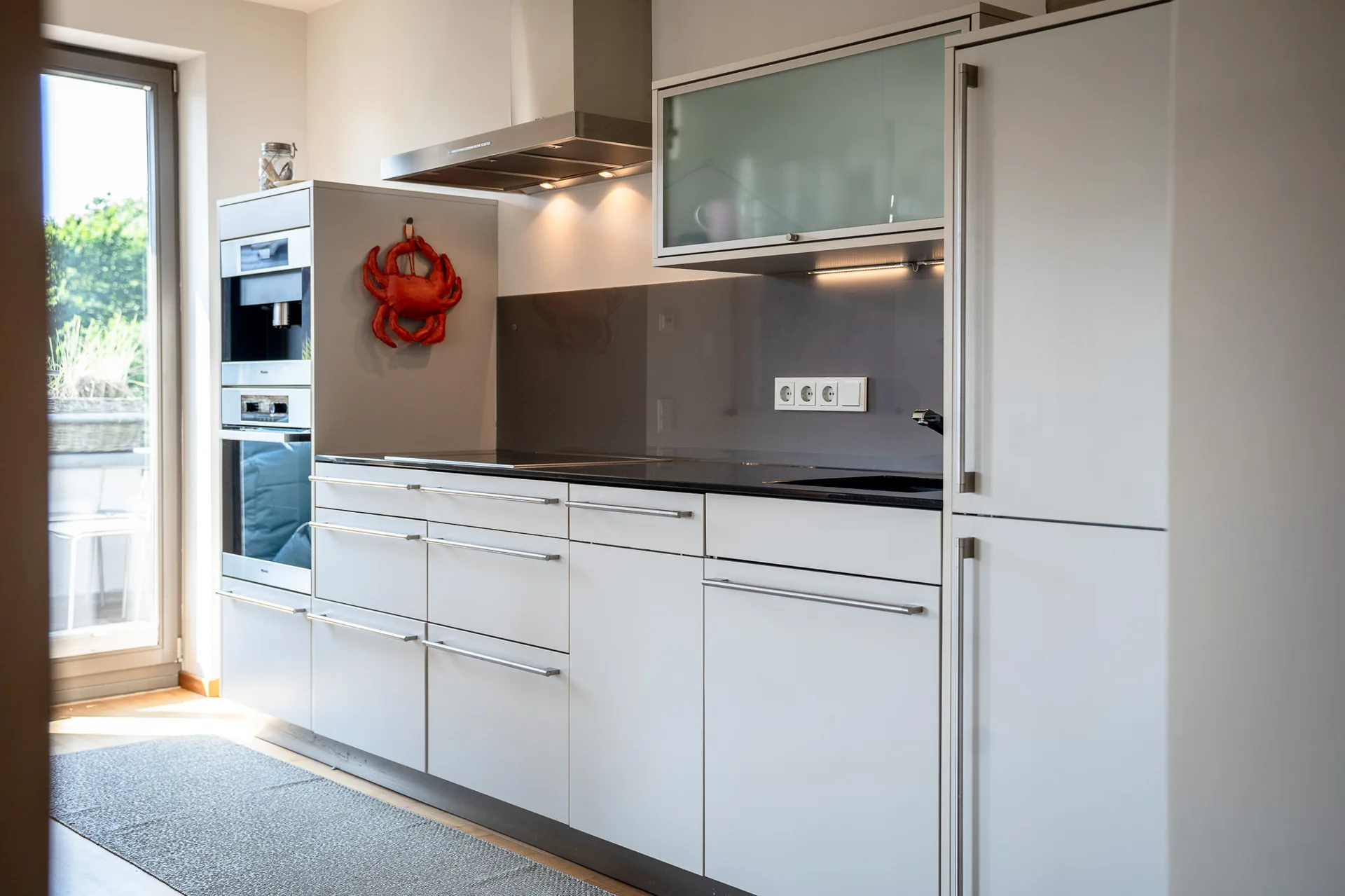 Bild - Sehr schön gelegene und genehmigte Ferienwohnung am Wenningstedter Dorfteich auf einer Ebene