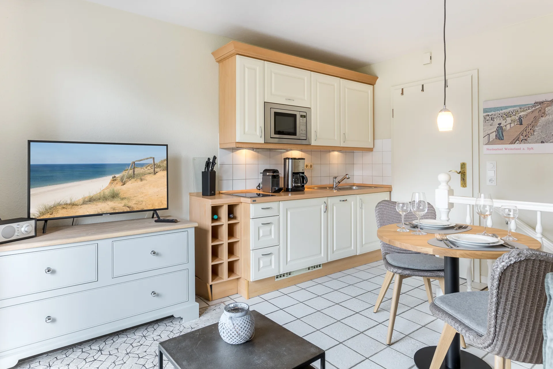Bild - Gemütliche Erdgeschosswohnung mit Südgarten -Schwimmbad und Sauna im Haus-