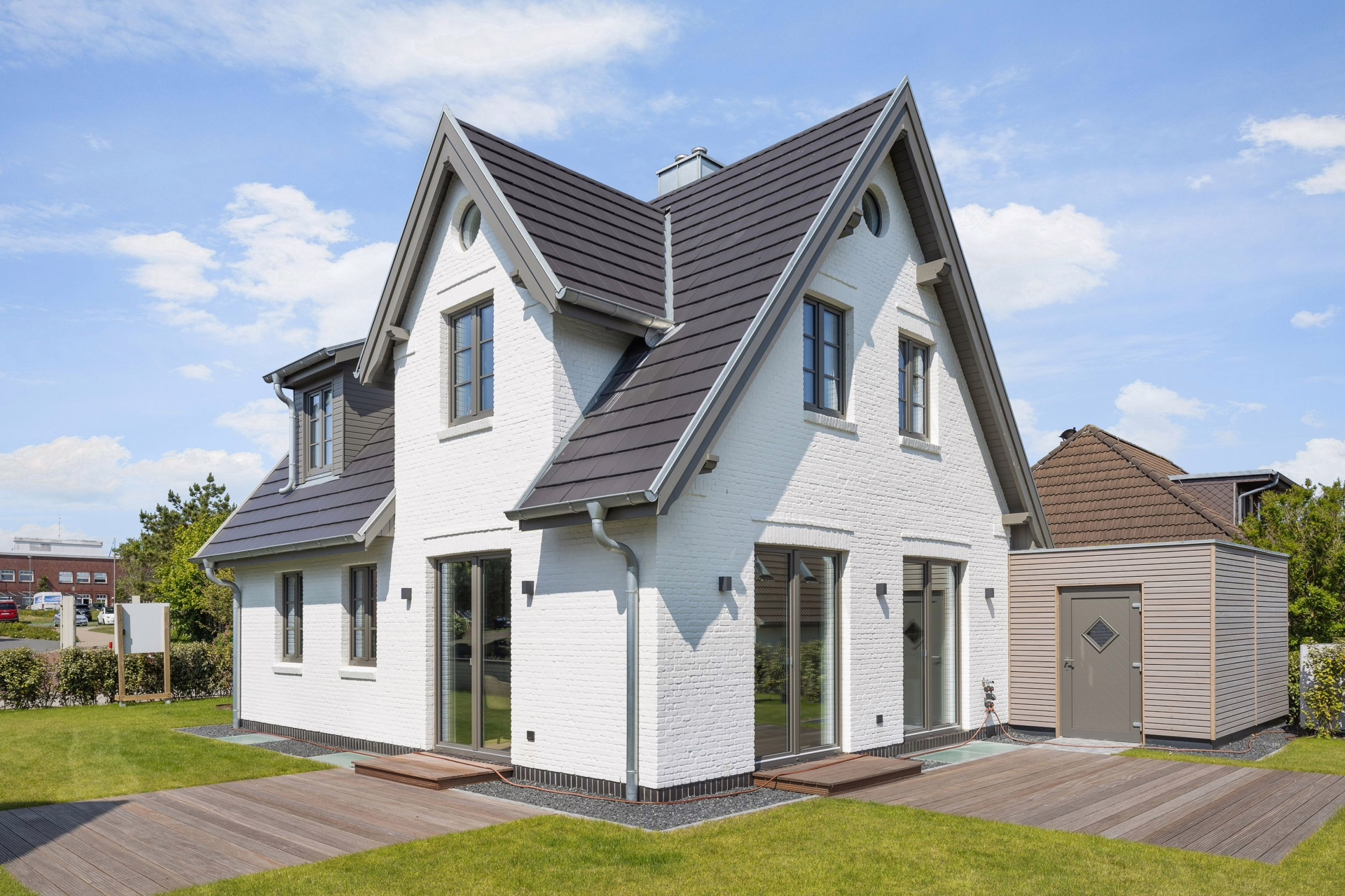 Bild - Neubau eines freistehenden Wohnhauses (Dauerwohnung) mit Garage in Westerland