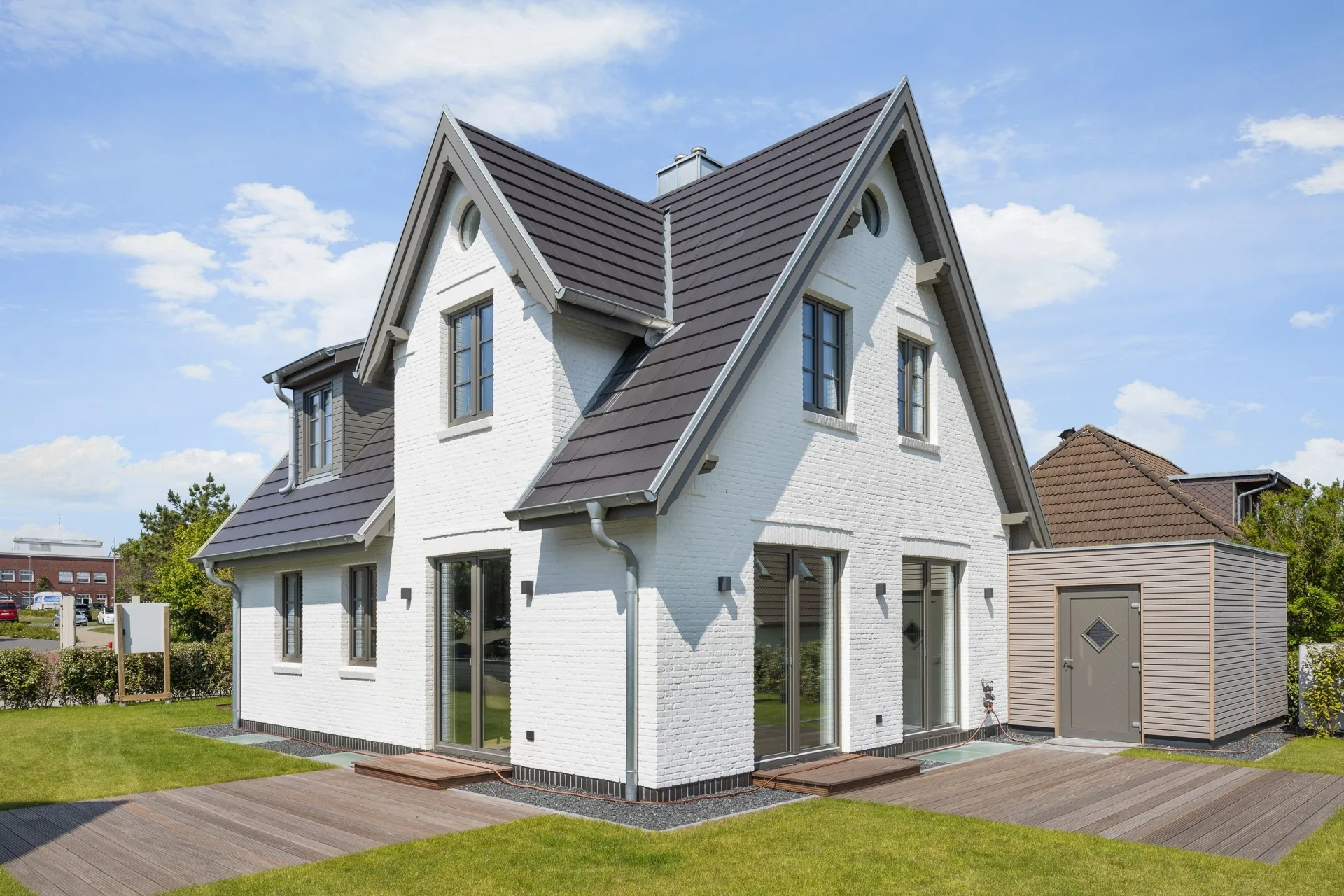 Bild - Neubau eines freistehenden Wohnhauses (Dauerwohnung) mit Garage in Westerland
