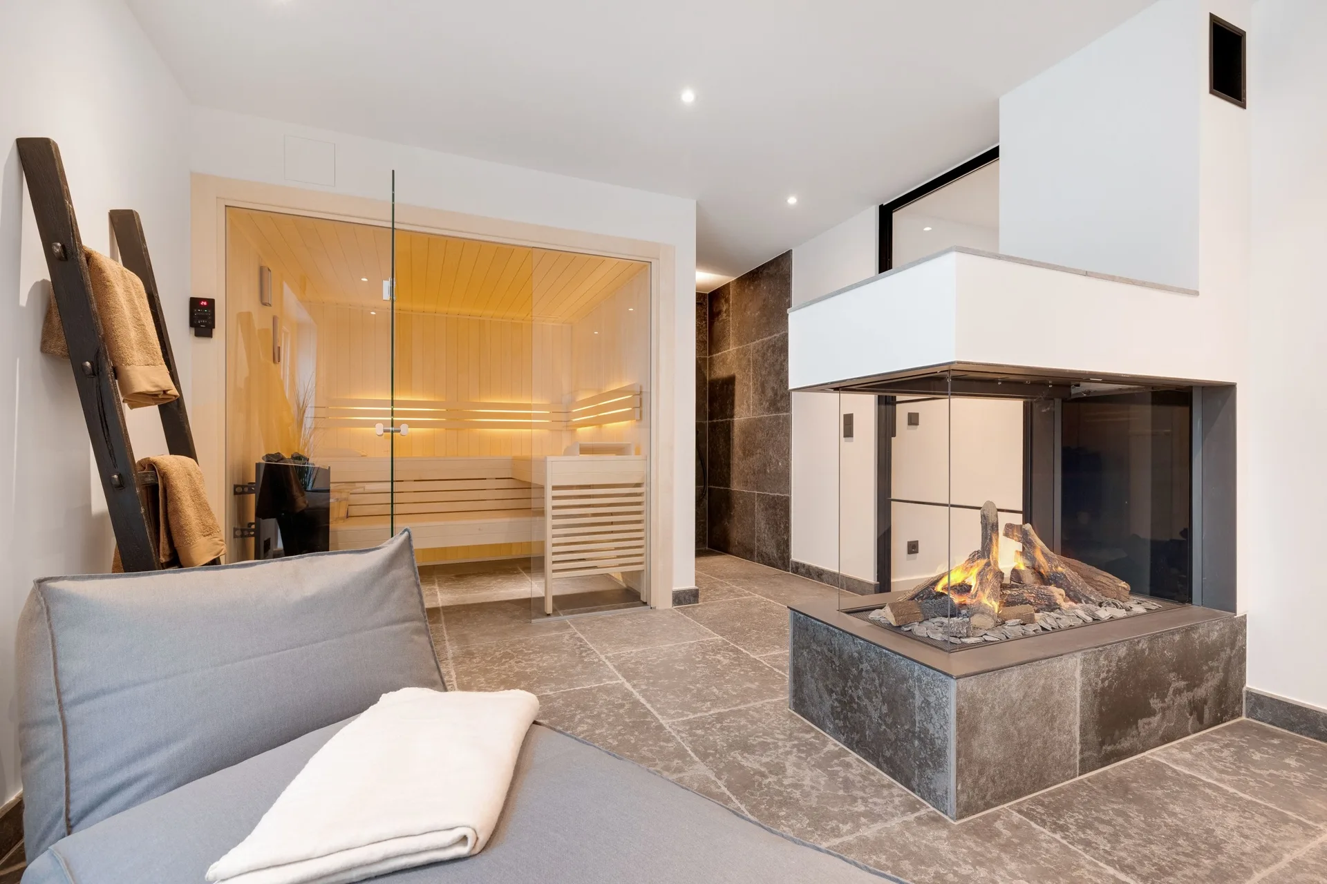 Bild - Neubau eines freistehenden Wohnhauses (Dauerwohnung) mit Garage in Westerland
