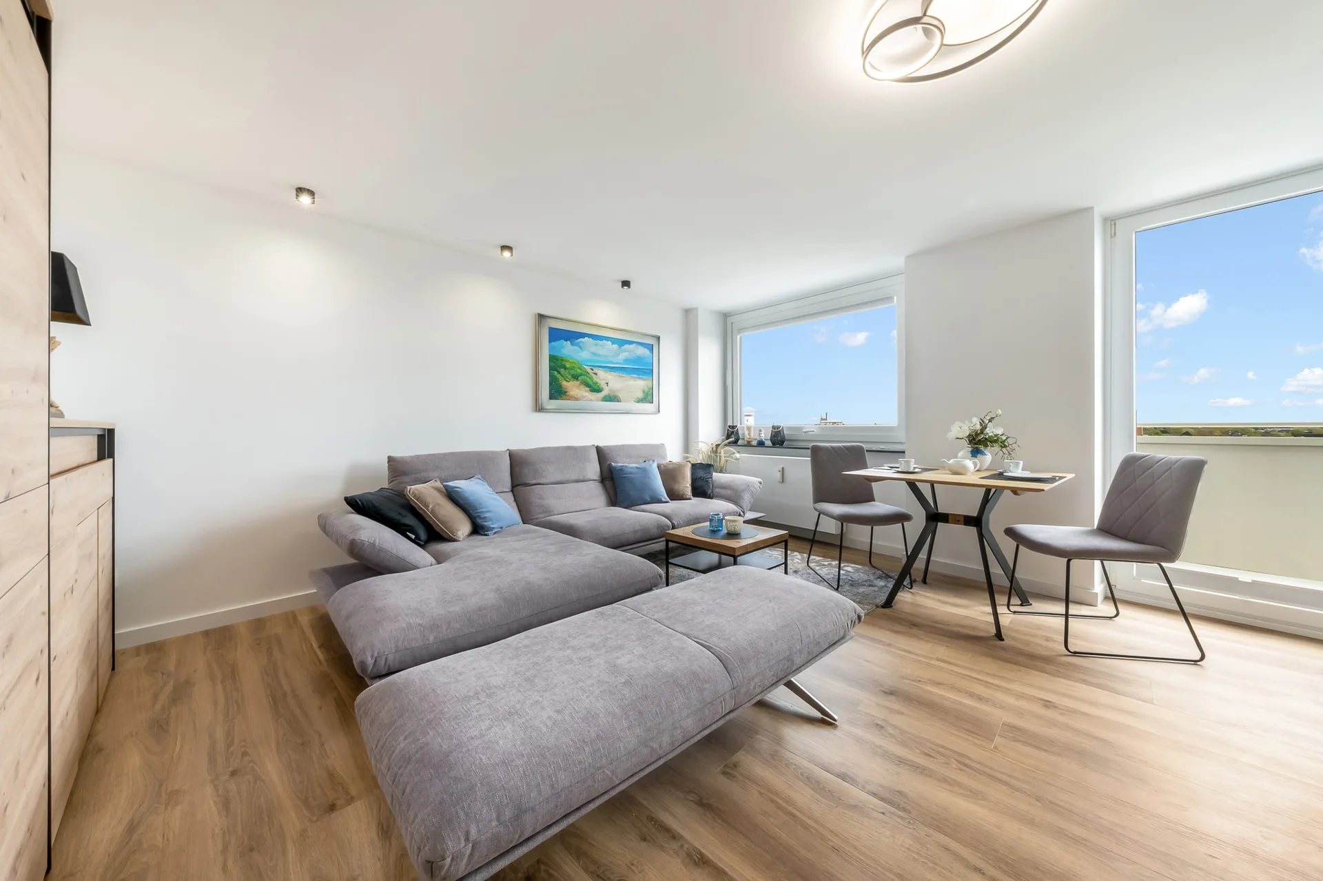 Bild - Sanierte 2 Zimmer Wohnung in Westerland mit Blick zum Rantumbecken