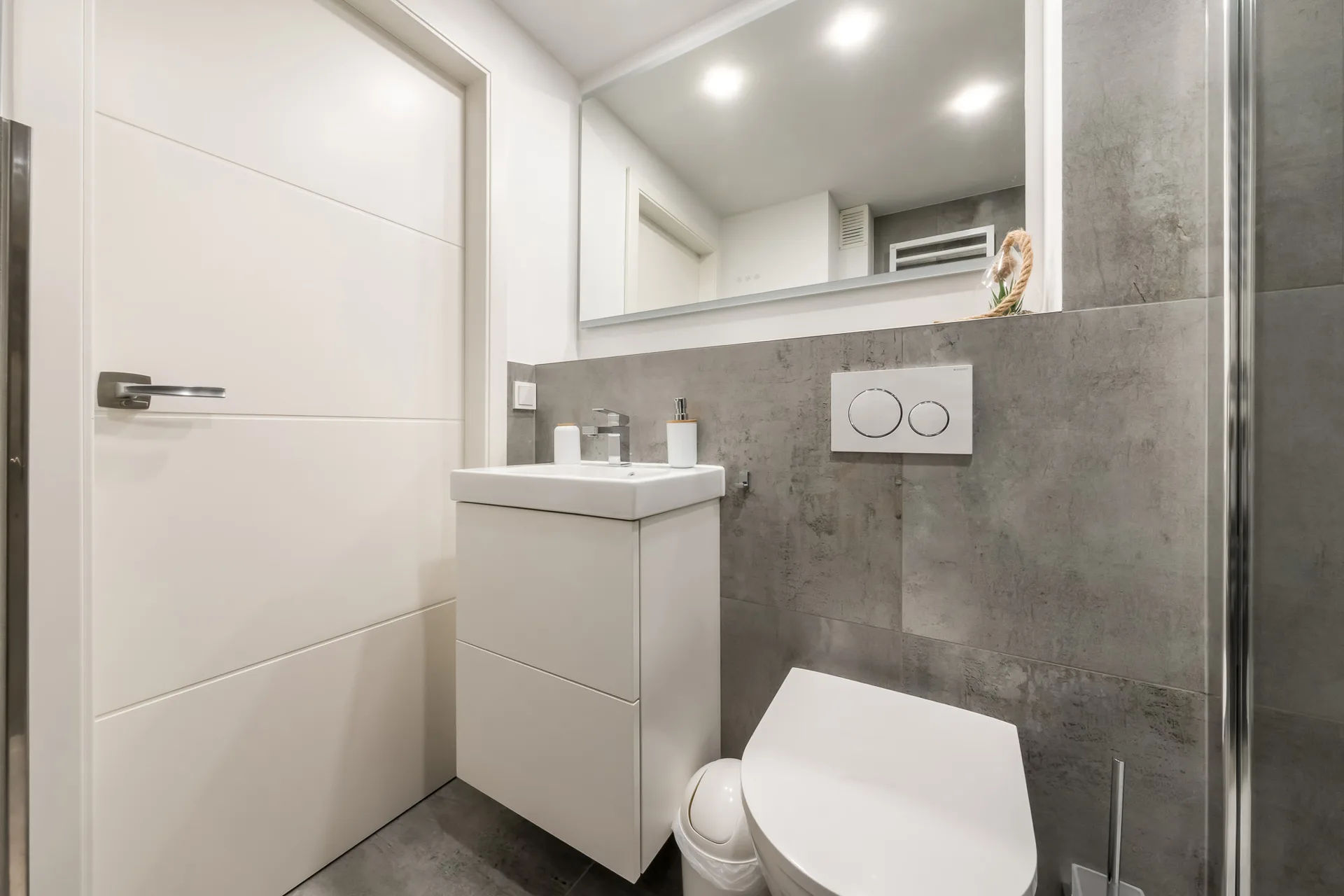 Bild - Sanierte 2 Zimmer Wohnung in Westerland mit Blick zum Rantumbecken