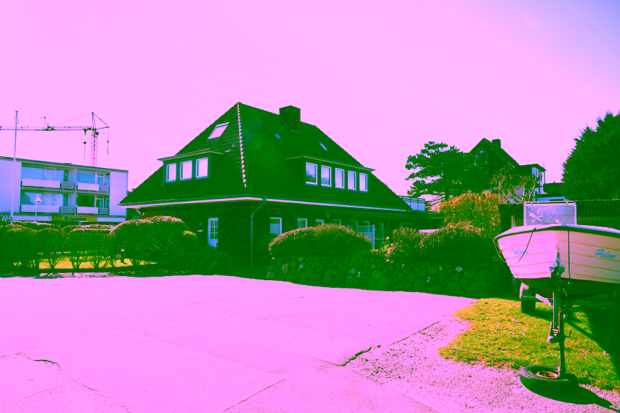 Bild - Wenningstedt. Attraktives Baugrundstück in strandnaher Lage mit viel Potential