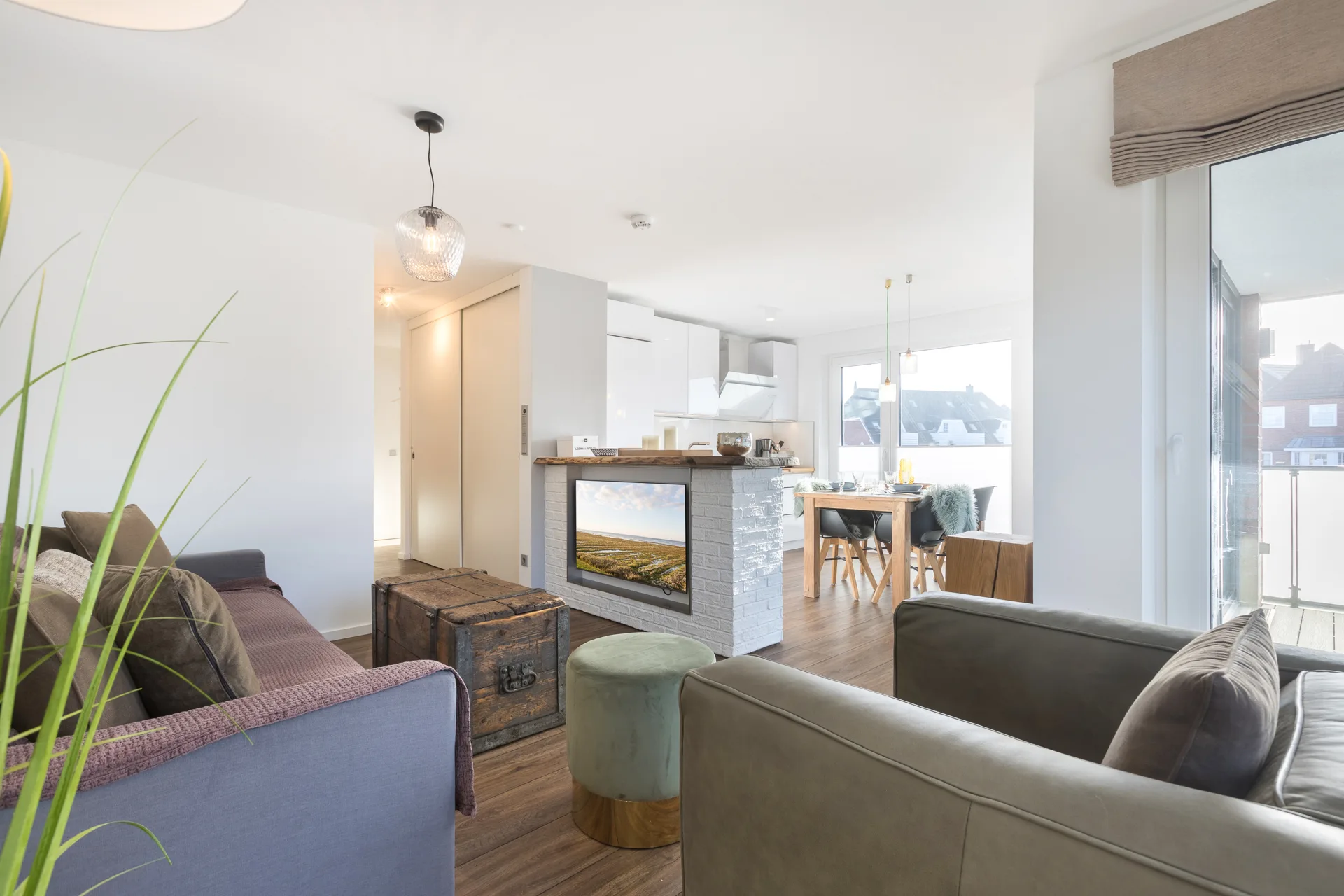 Bild - helles und modernes 3-Zimmer Appartement mit 2 Balkonen und Fahrstuhl in strandnaher Lage von List