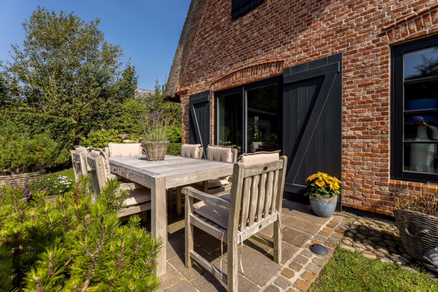 Bild - Moderne Haushälfte mit Einzelhauscharakter